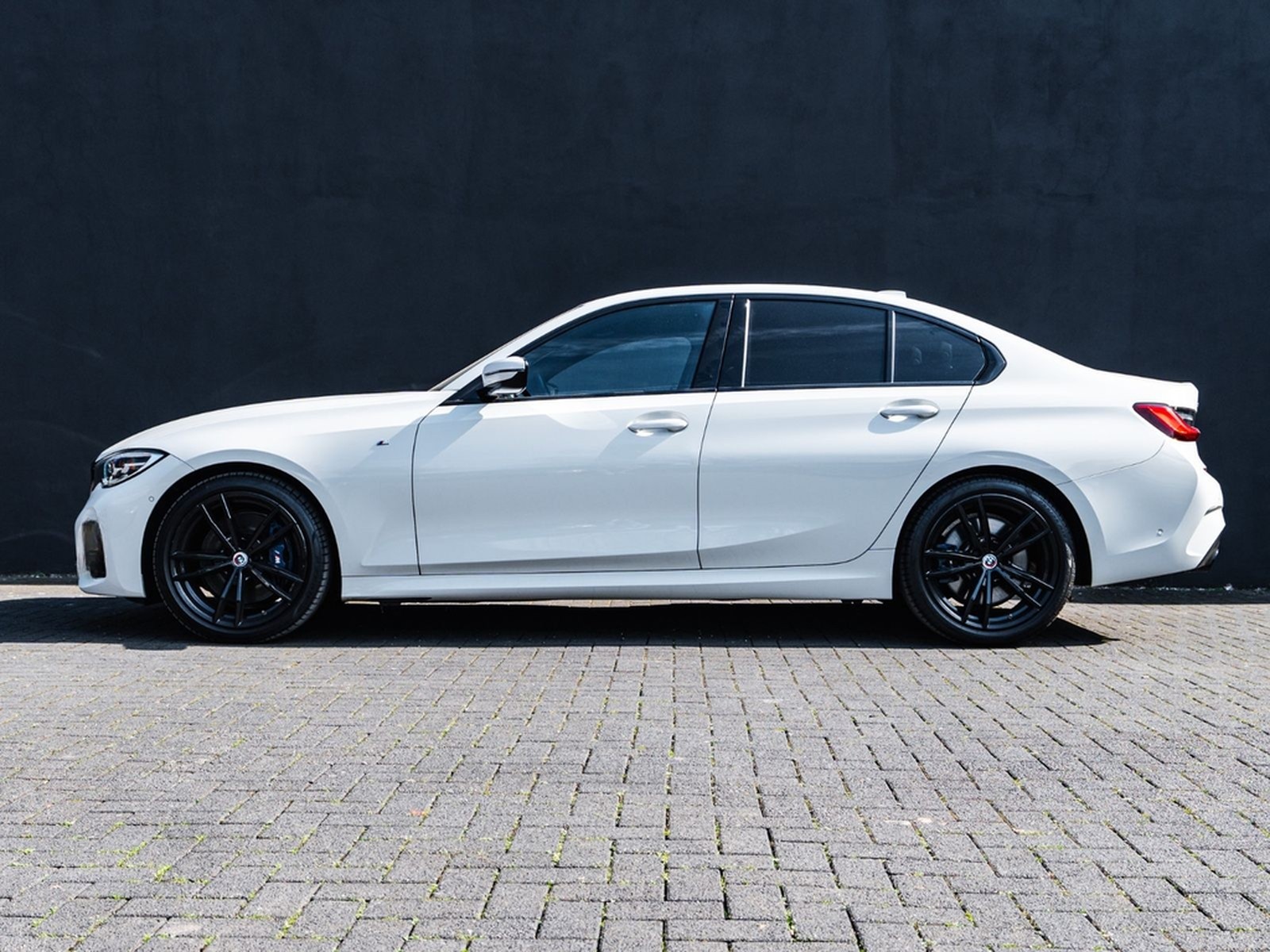 BMW 330 d xDr M Sport Leder NAVI LiCo foto 8