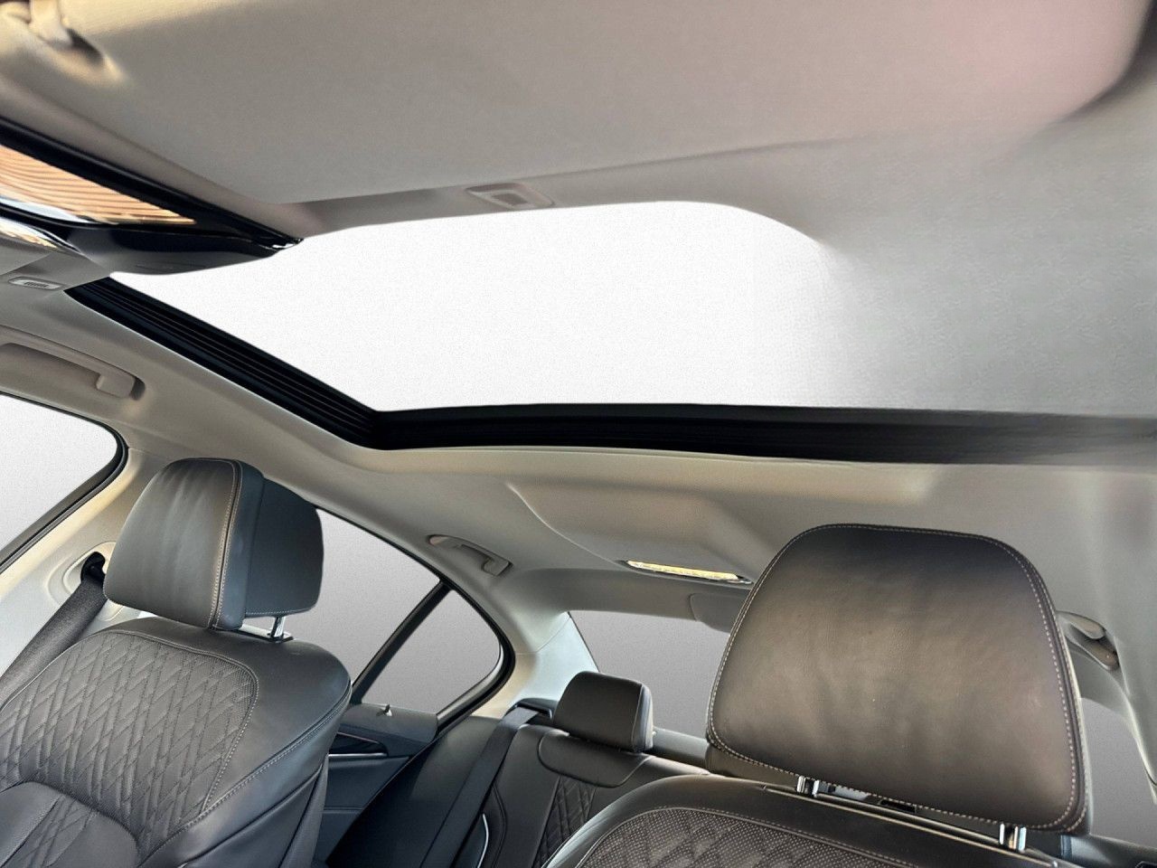 BMW 520d Luxury Laser DA St+Go 360° GSD KomfSi AHK foto 18