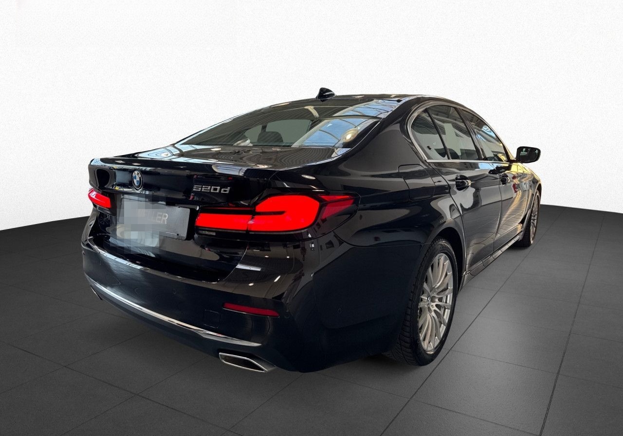 BMW 520d Luxury Laser DA St+Go 360° GSD KomfSi AHK foto 5