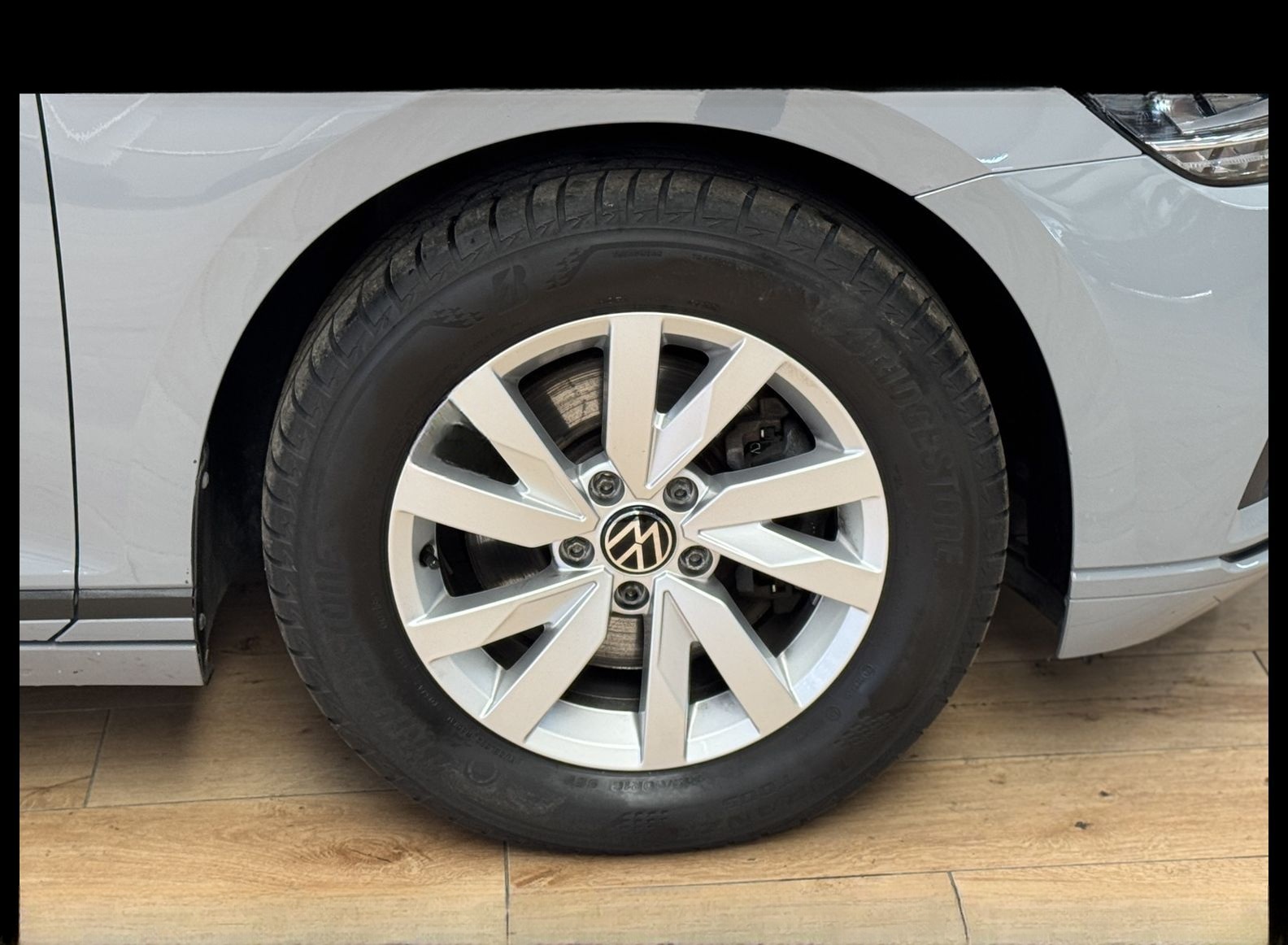 Volkswagen Passat Variant 2.0 TDI DSG Kamera/Navi/LED/ foto 13