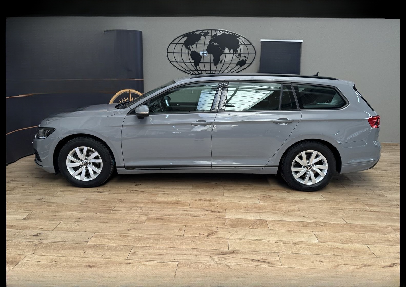 Volkswagen Passat Variant 2.0 TDI DSG Kamera/Navi/LED/ foto 7
