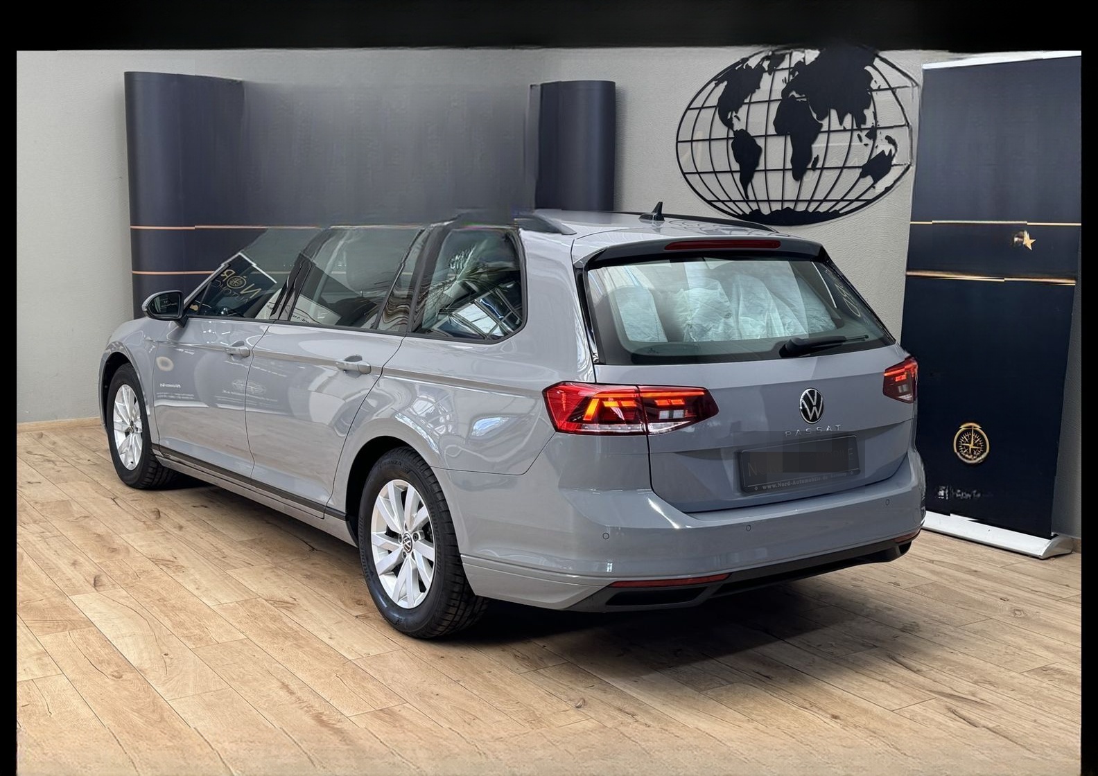 Volkswagen Passat Variant 2.0 TDI DSG Kamera/Navi/LED/ foto 9