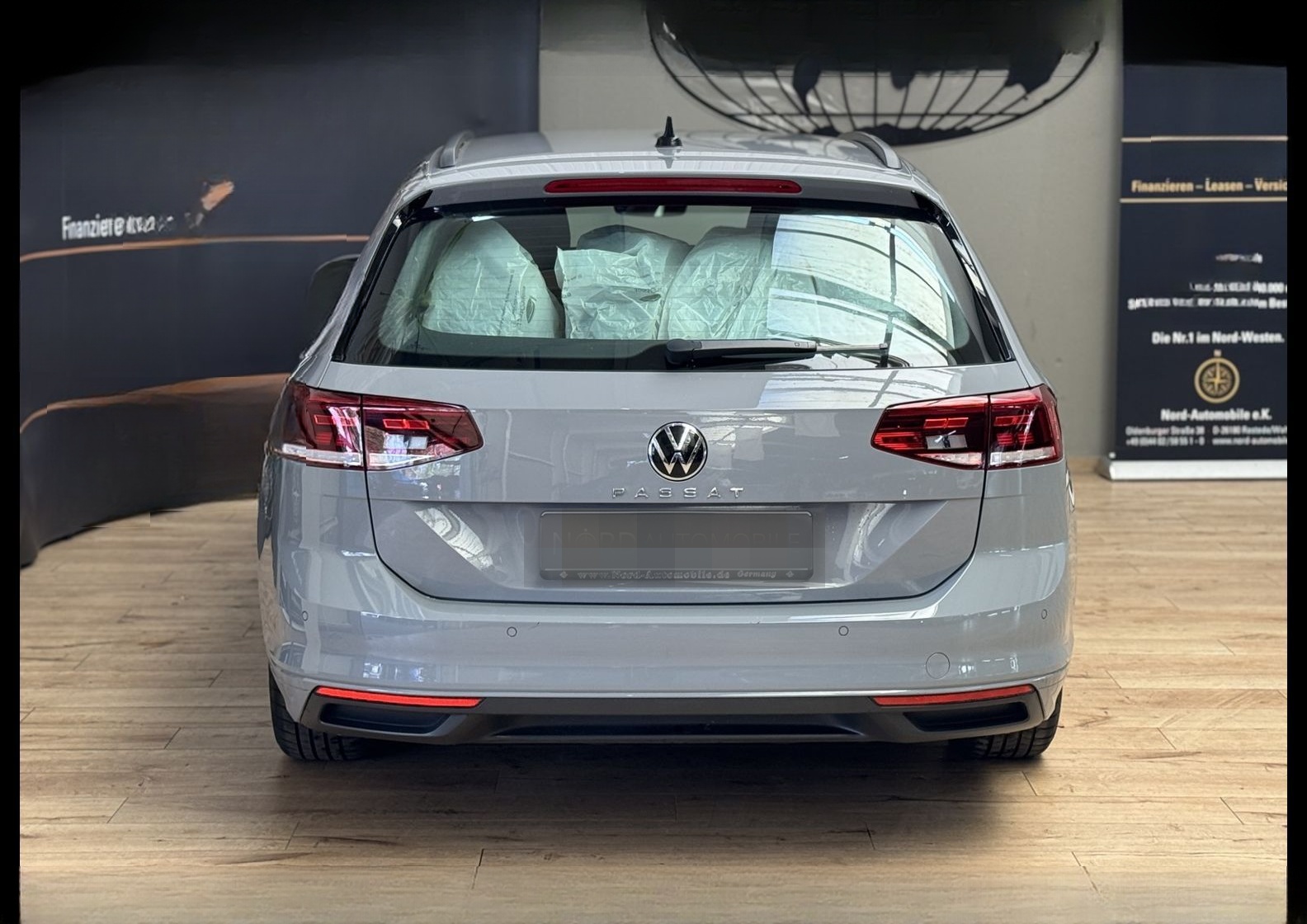 Volkswagen Passat Variant 2.0 TDI DSG Kamera/Navi/LED/ foto 10