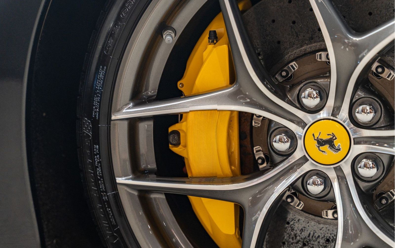 Ferrari F12 Berlinetta HELE FULL Dealer Maintenance 6.3 foto 19