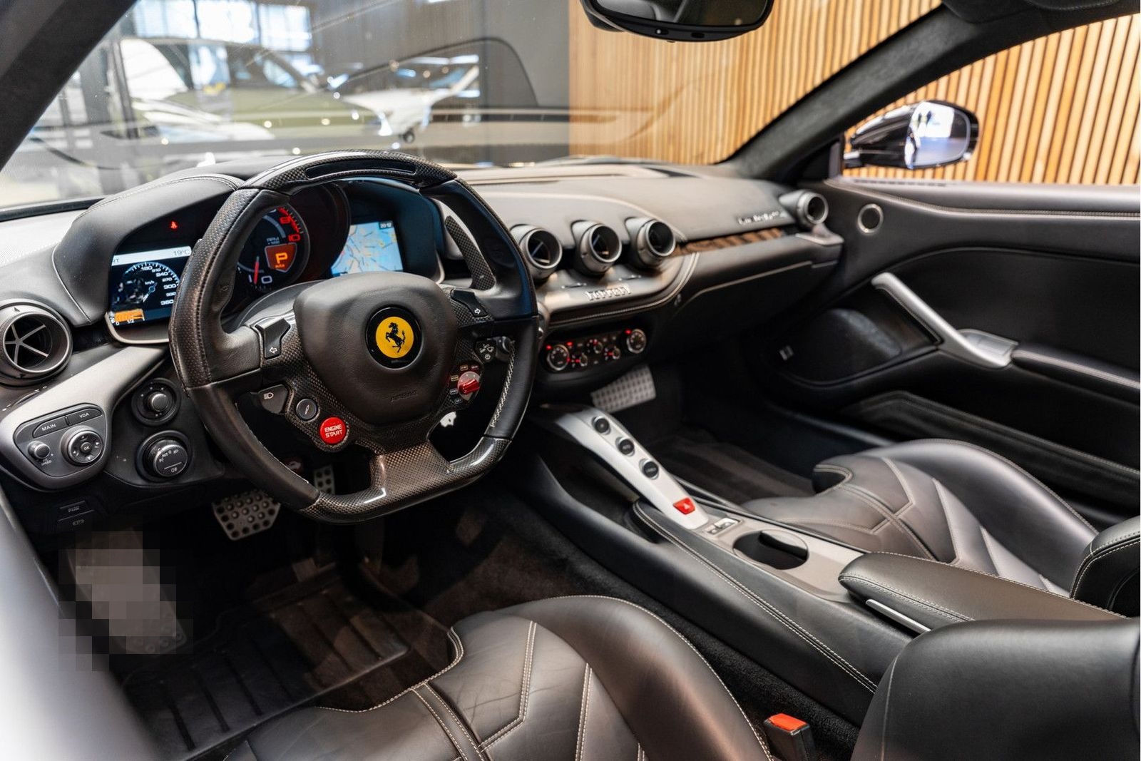 Ferrari F12 Berlinetta HELE FULL Dealer Maintenance 6.3 foto 6
