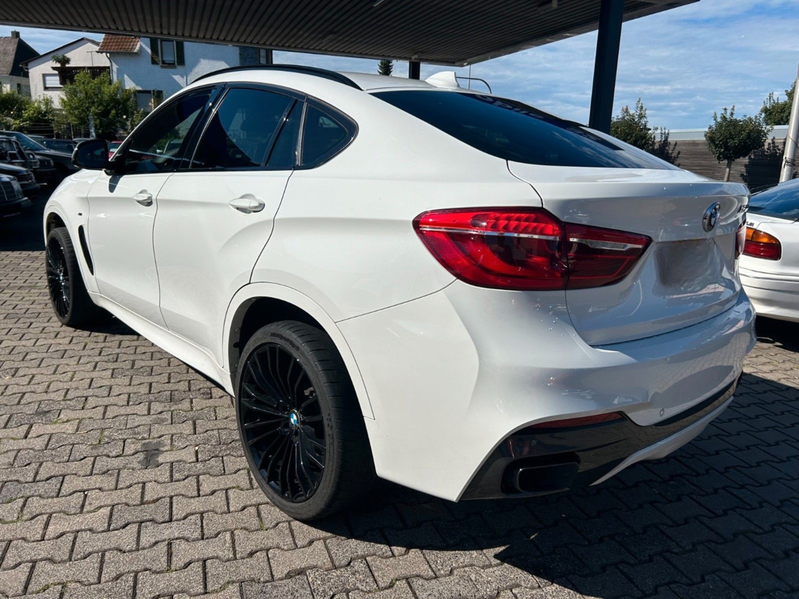 BMW X6 M50d  Tüv, Klima, Scheckheft, AHK, foto 4