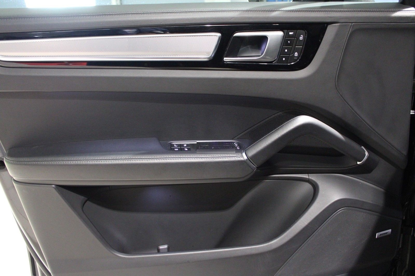 Porsche Cayenne E-Hybrid Platinum Edition foto 10