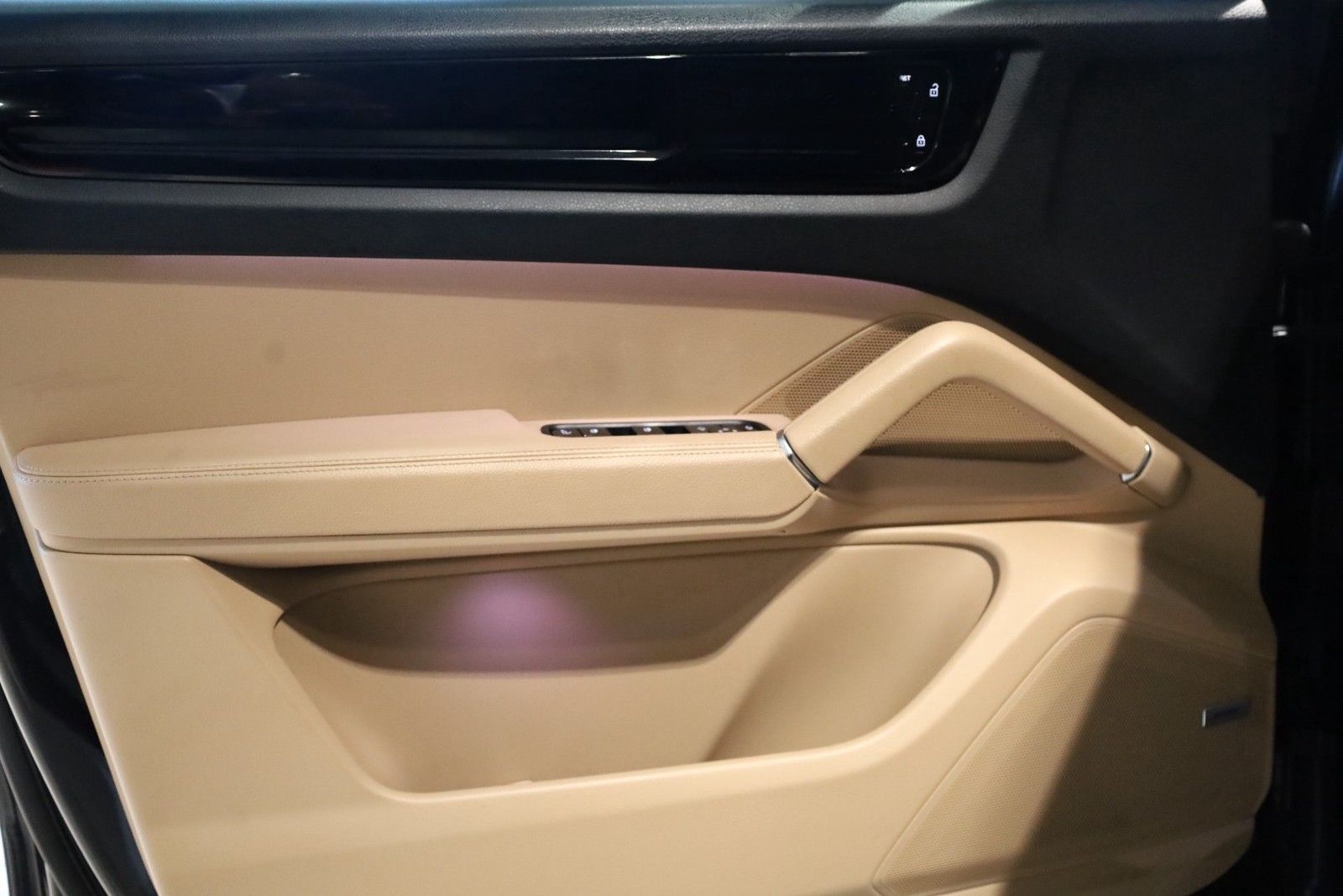 Porsche Cayenne E-Hybrid foto 15