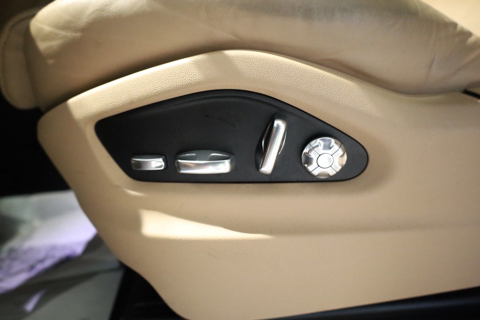 Porsche Cayenne E-Hybrid foto 18