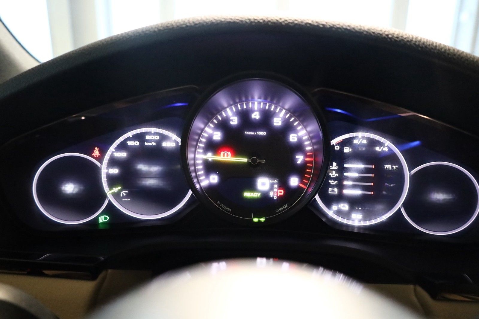 Porsche Cayenne E-Hybrid foto 23