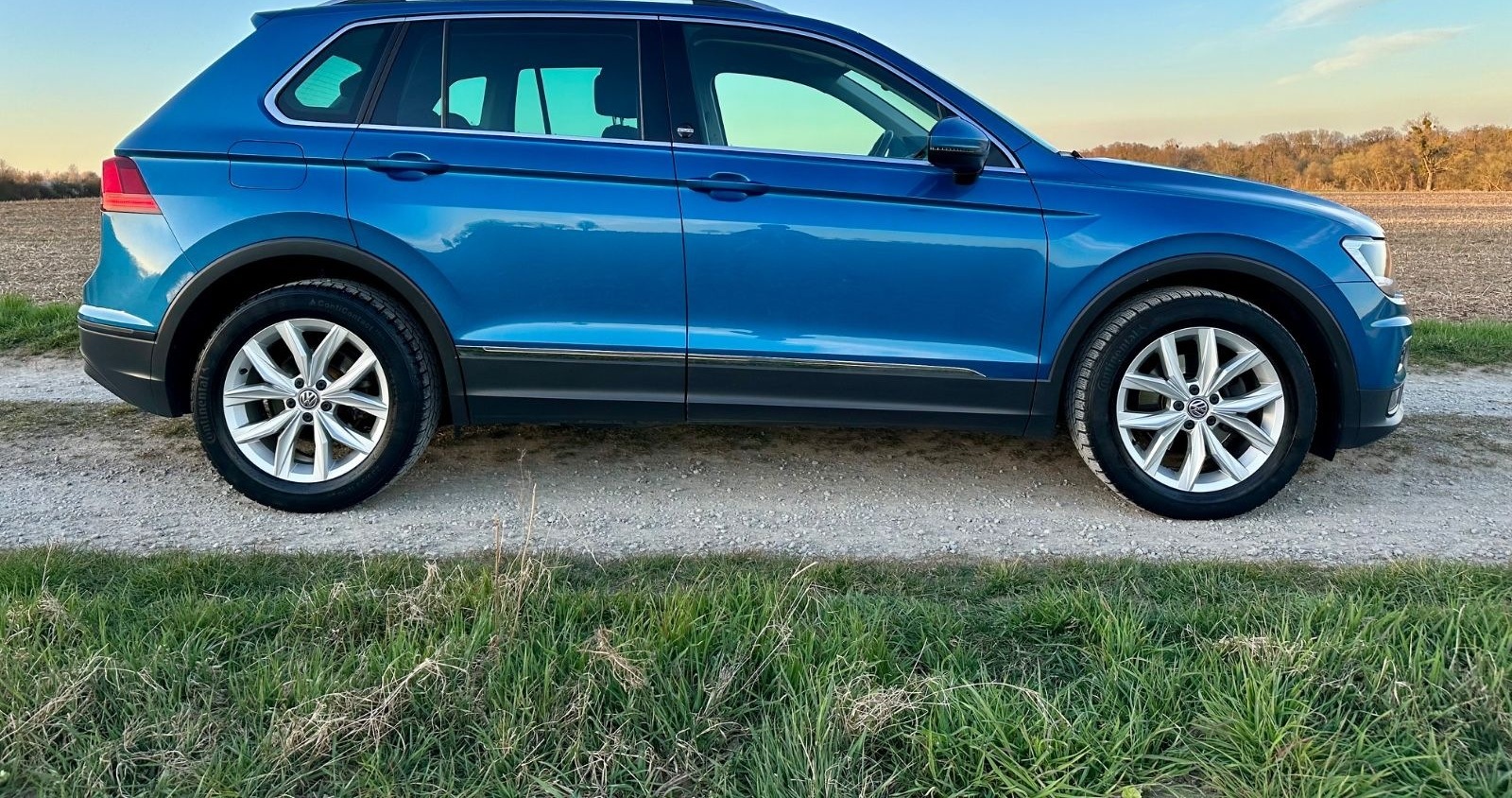 Volkswagen Tiguan SOUND DSG | AHK | ACC | Navi | TÜV NEU foto 4