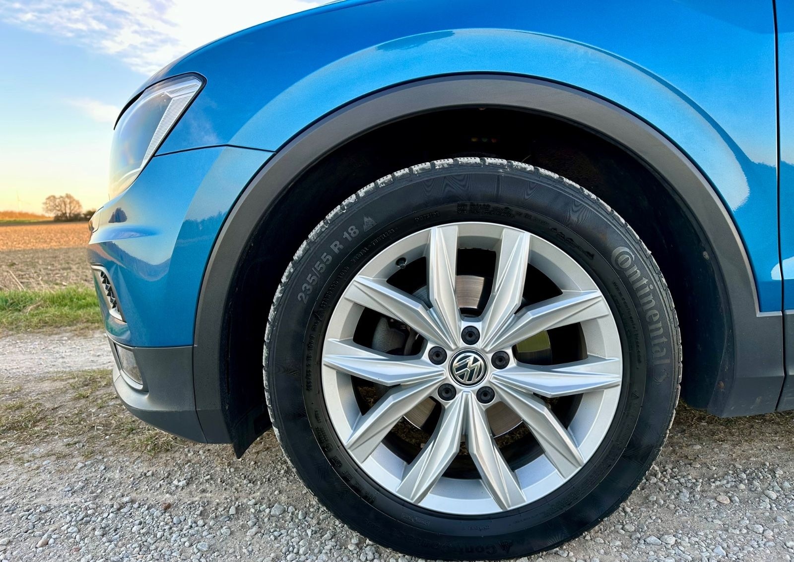 Volkswagen Tiguan SOUND DSG | AHK | ACC | Navi | TÜV NEU foto 9