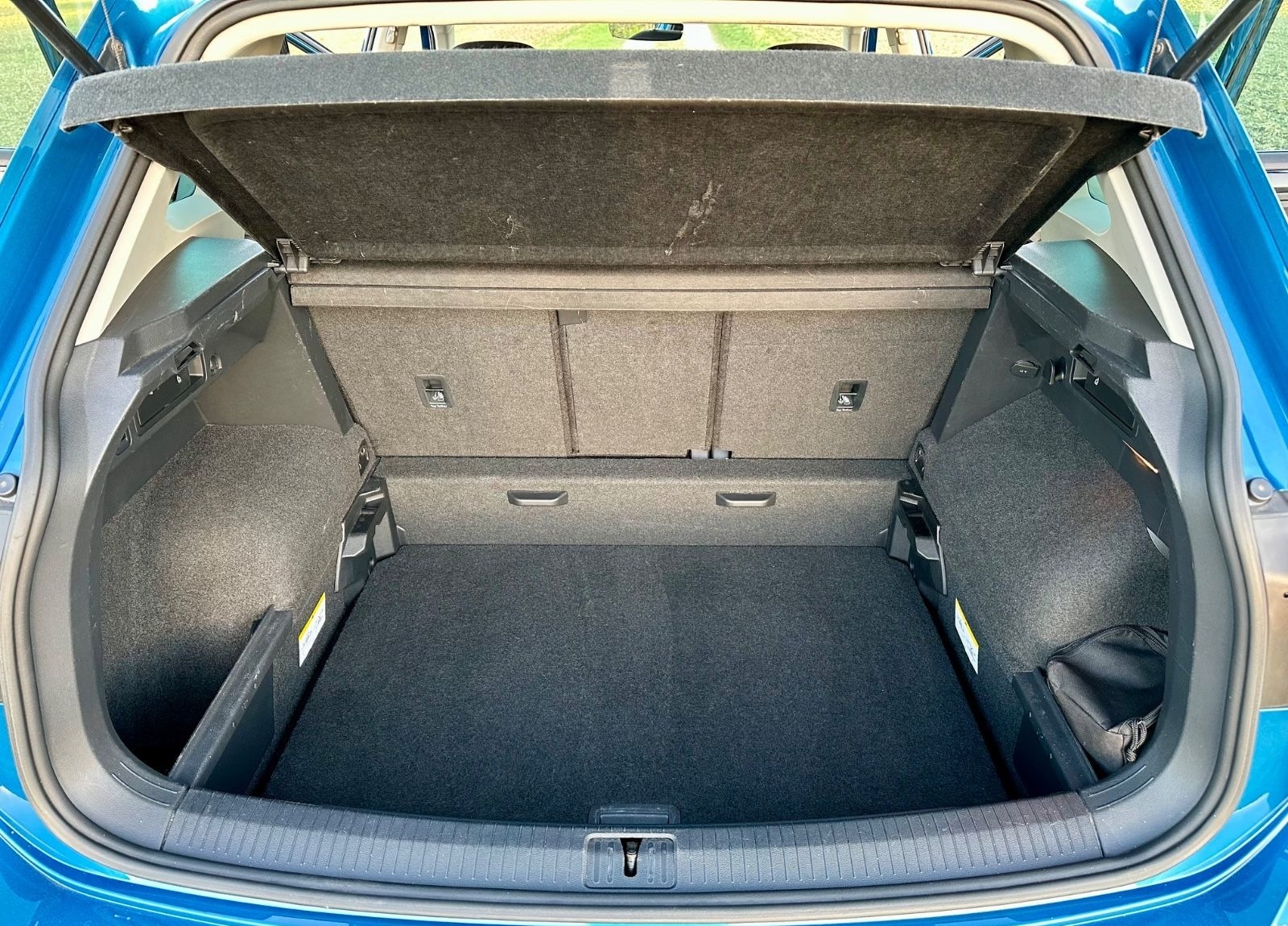 Volkswagen Tiguan SOUND DSG | AHK | ACC | Navi | TÜV NEU foto 10