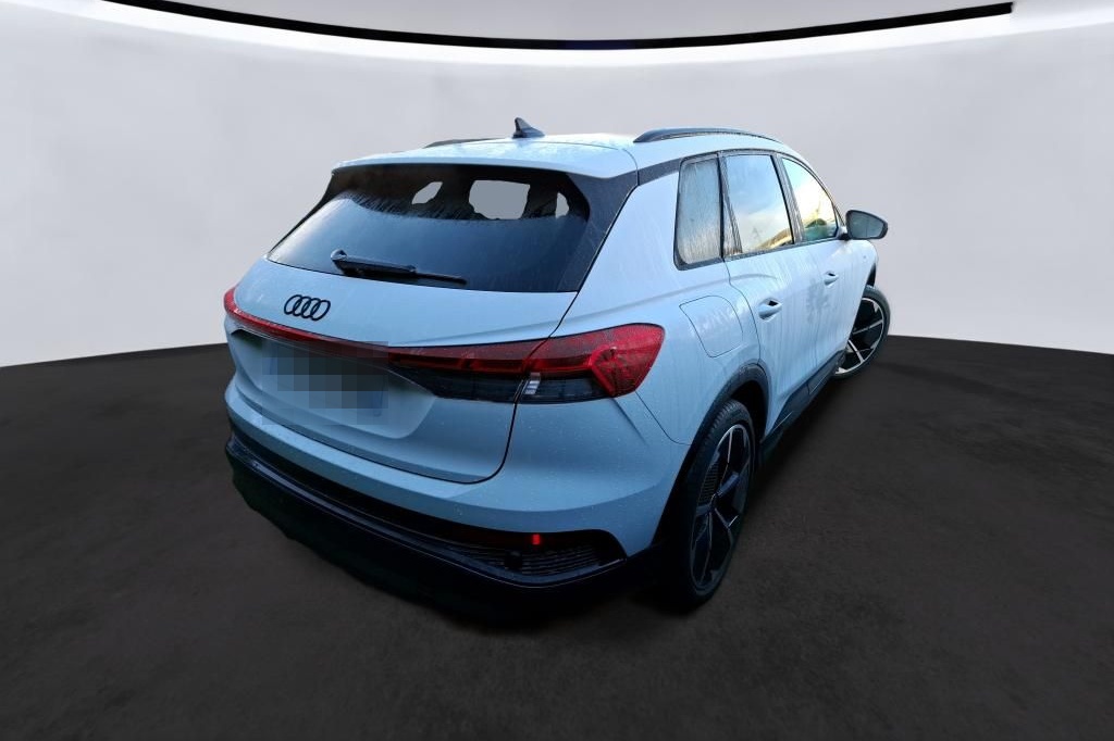 Audi Q4 45 e-tron S line foto 3