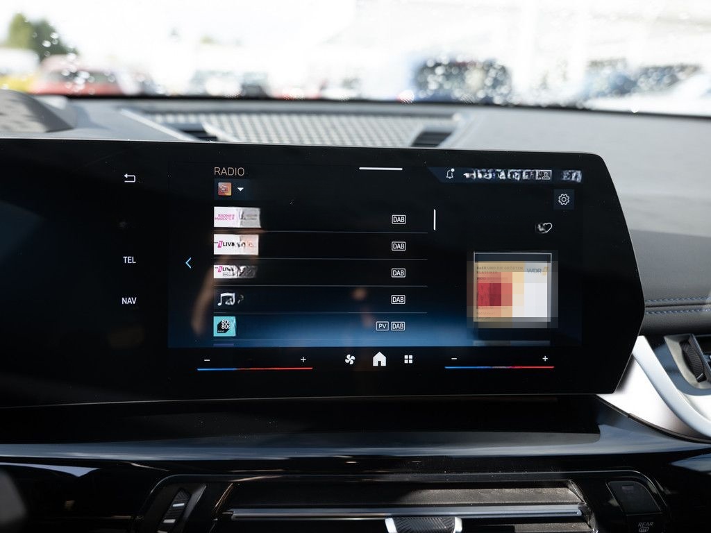 BMW X1 xDrive 23d M-Sport AHK HUD 360° LED ACC NAVI foto 18