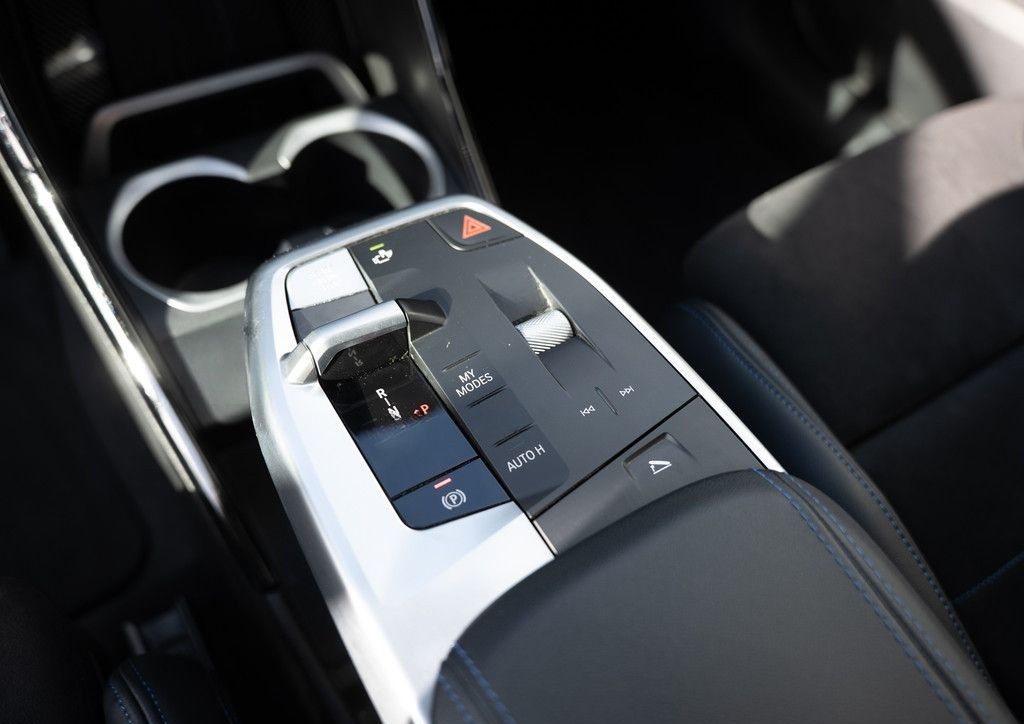 BMW X1 xDrive 23d M-Sport AHK HUD 360° LED ACC NAVI foto 22