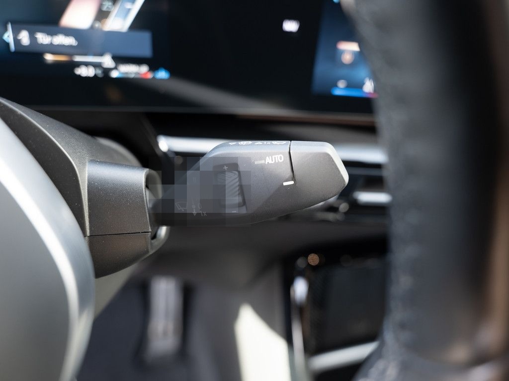 BMW X1 xDrive 23d M-Sport AHK HUD 360° LED ACC NAVI foto 25