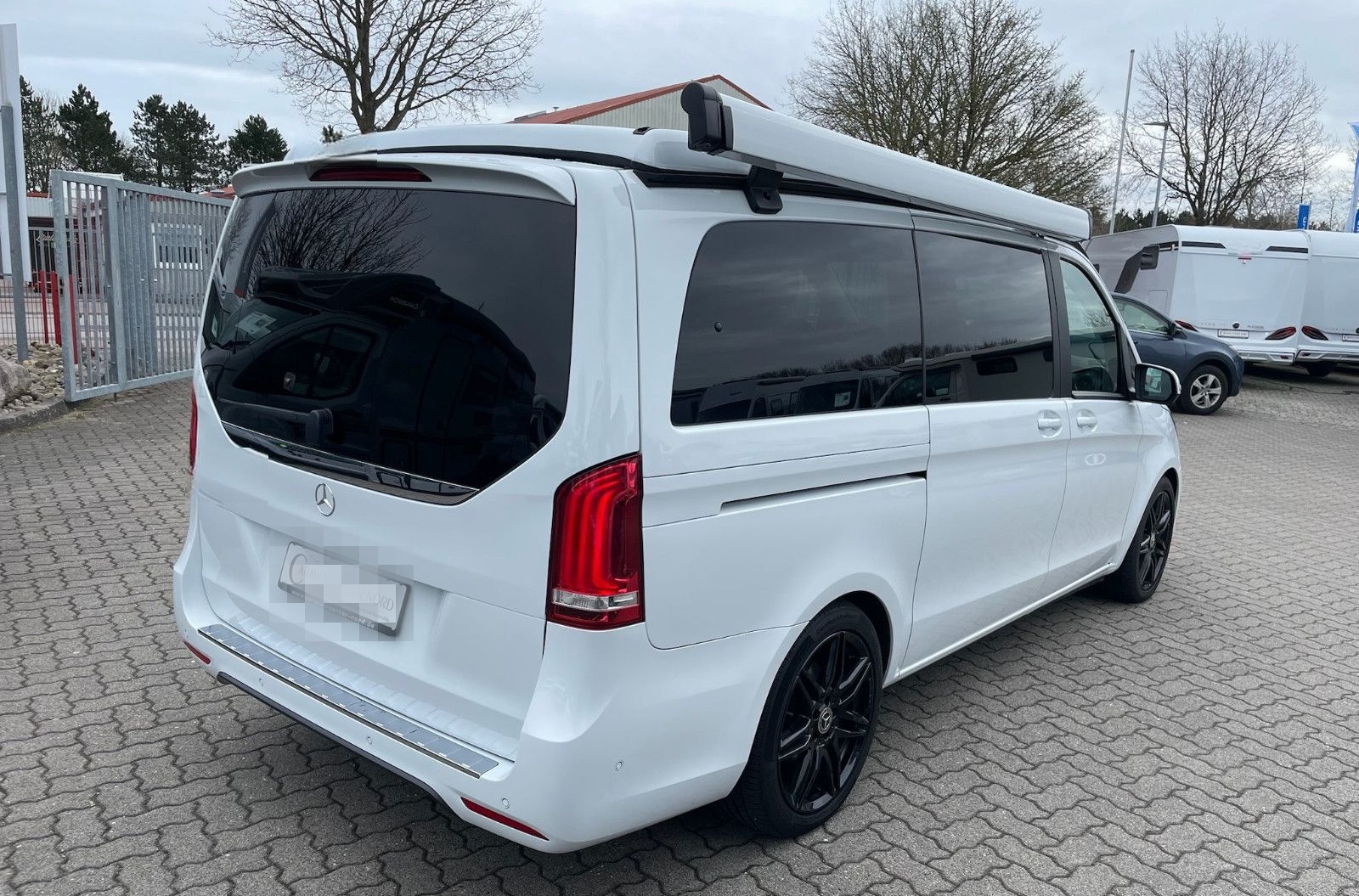 Mercedes-Benz V 300d *AMG*ACC*LED* Marco-Polo foto 3
