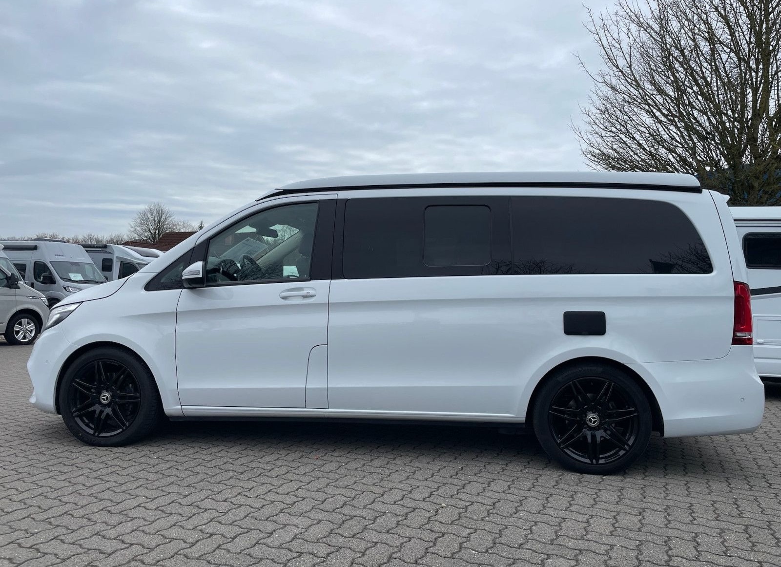 Mercedes-Benz V 300d *AMG*ACC*LED* Marco-Polo foto 10