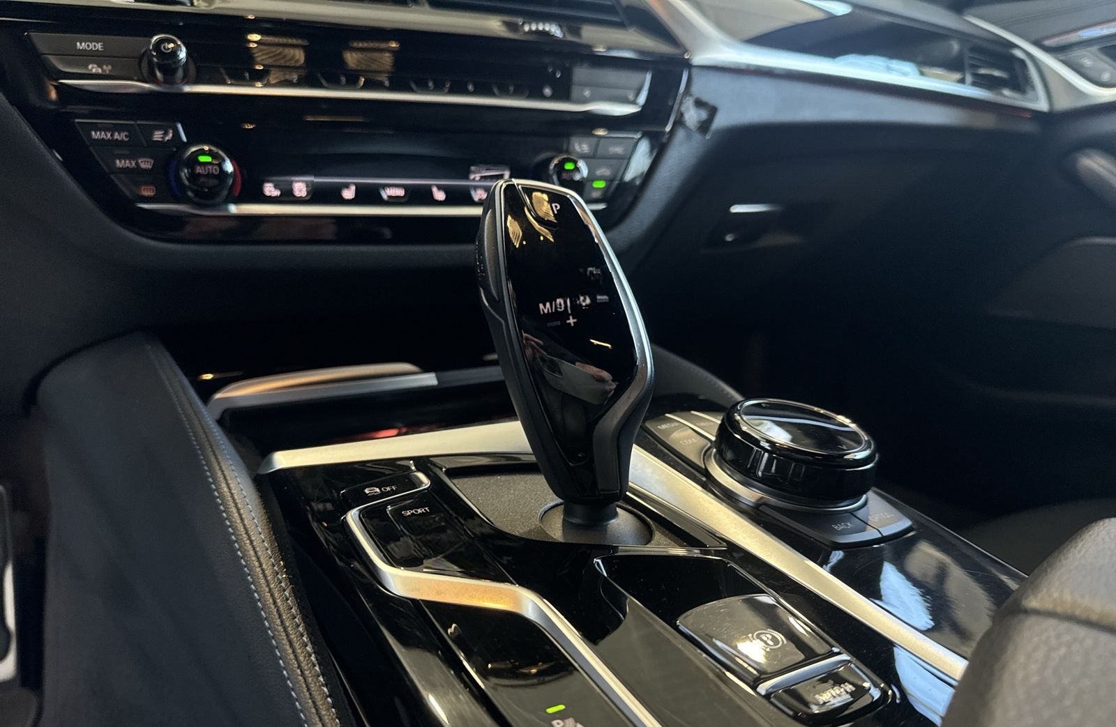 BMW 540d xDrive Touring M Sportpaket Head-Up DAB foto 13