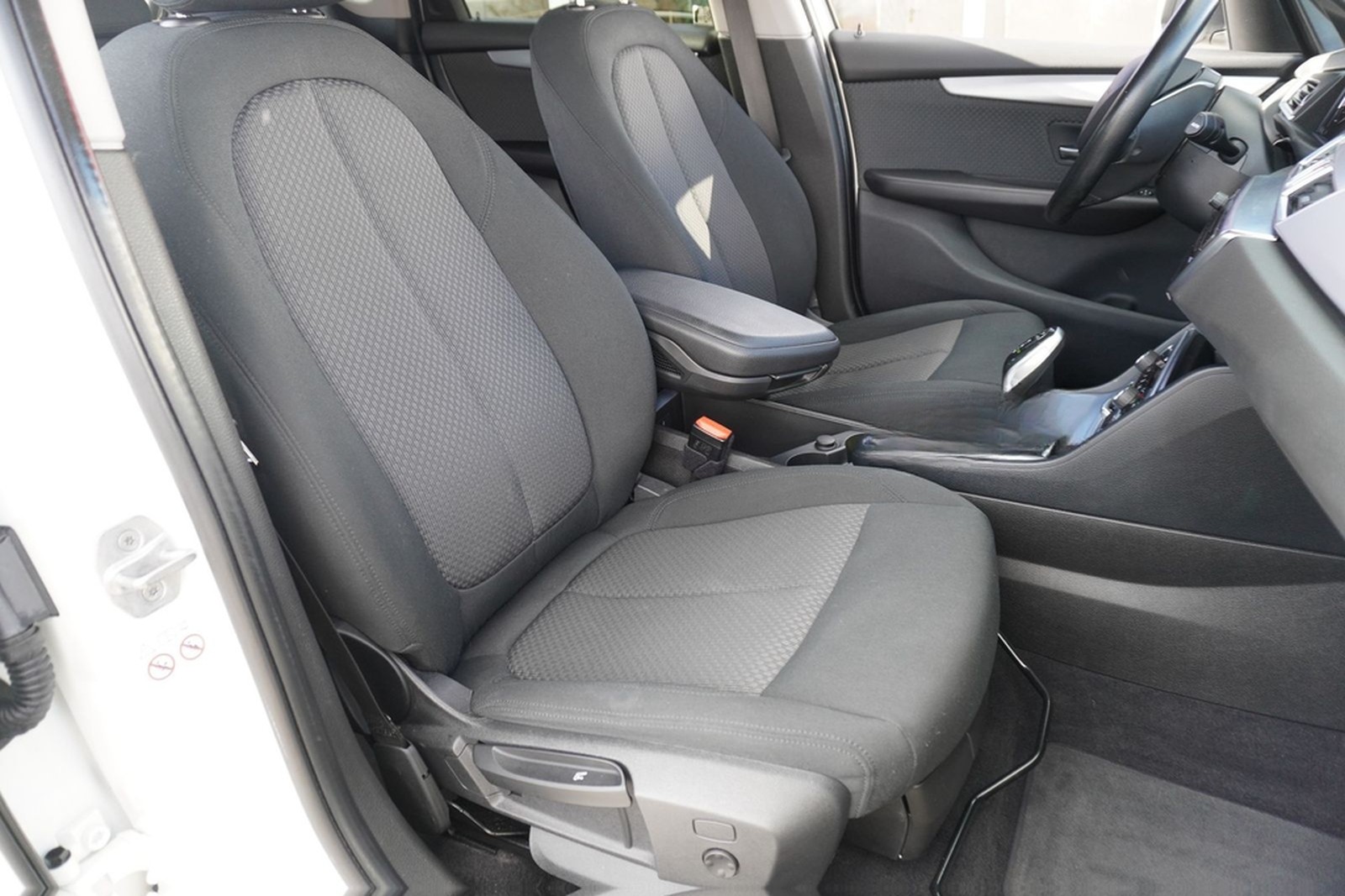 BMW 218i Active Tourer LED Kamera Navi Sitzheizung foto 27