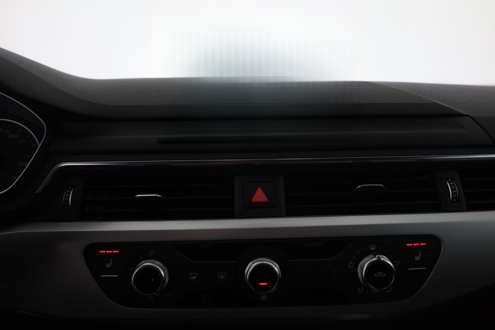 Audi A4 Avant 1.4 TFSI S-tronic Bi-Xenon Navi USB foto 11