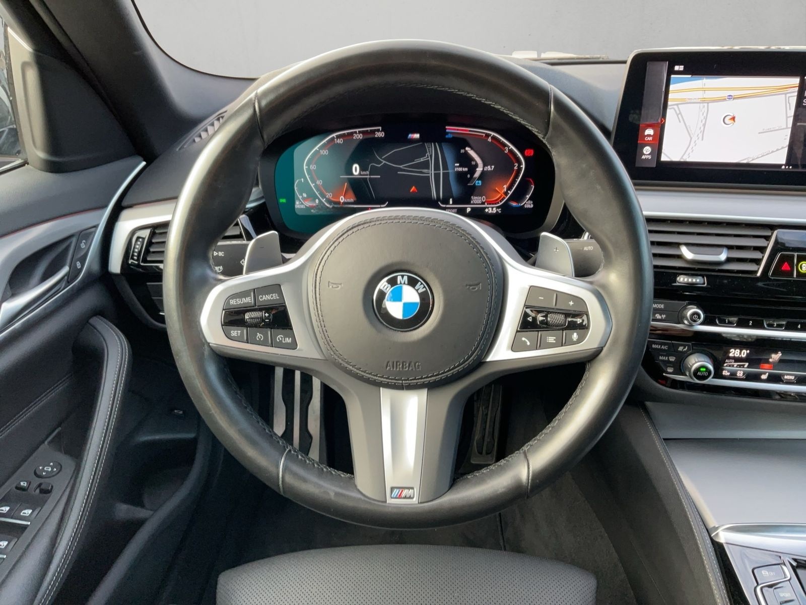 BMW 520d xDrive M SPORT RÜCKFAHR SHZ DAB foto 14