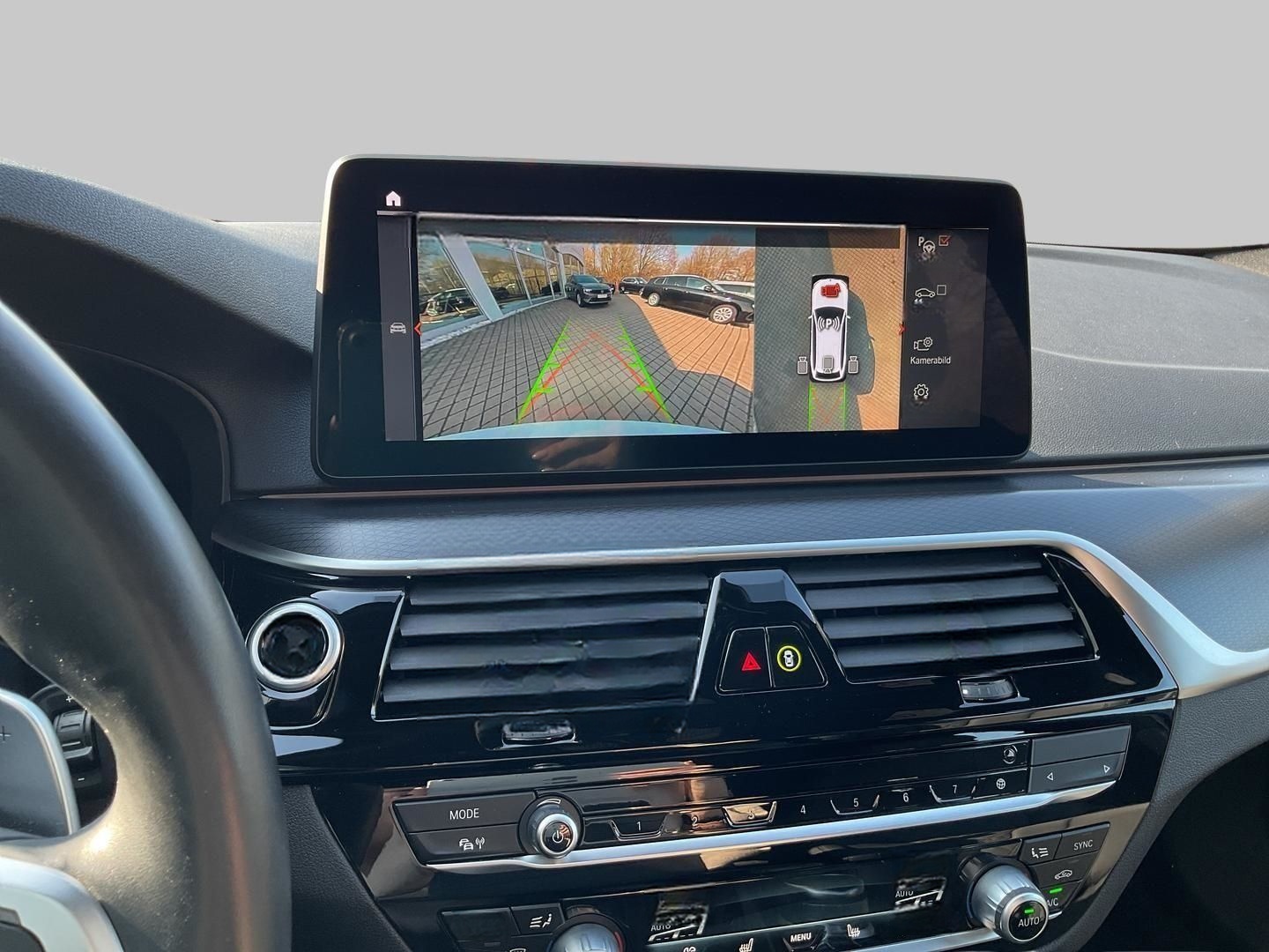 BMW 530 d Touring Aut HUD AHK Navi Soundsystem 360 K foto 11
