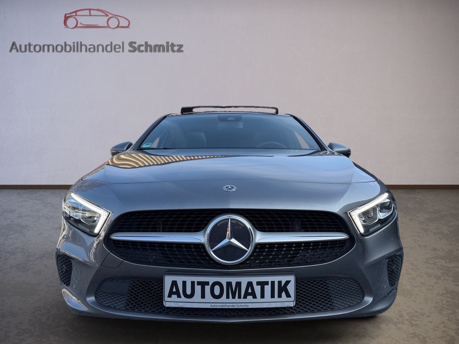 Mercedes-Benz A 250 Pano LED Aut. 8fach Keyless AMG-Line 18 foto 2