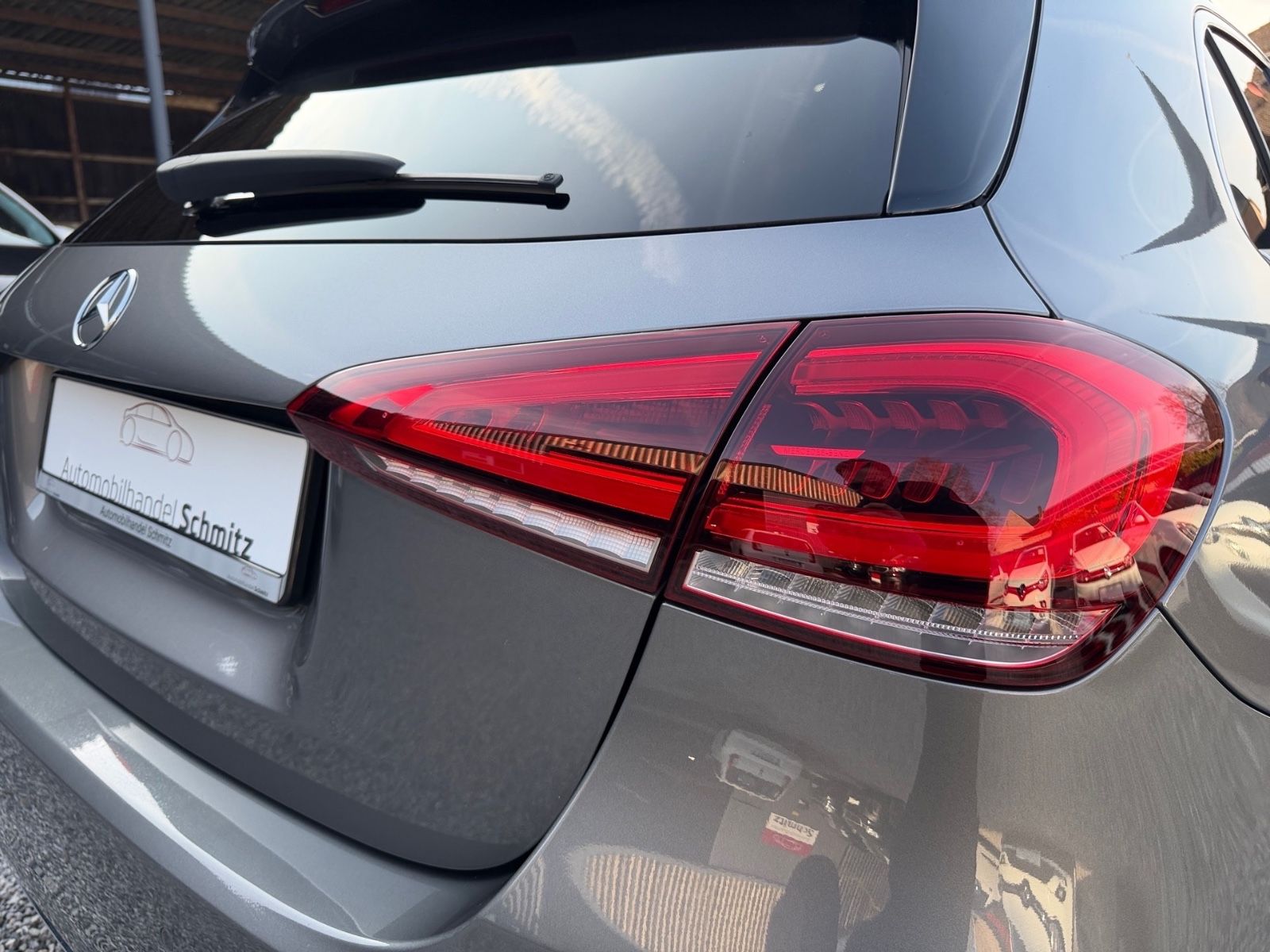 Mercedes-Benz A 250 Pano LED Aut. 8fach Keyless AMG-Line 18 foto 11