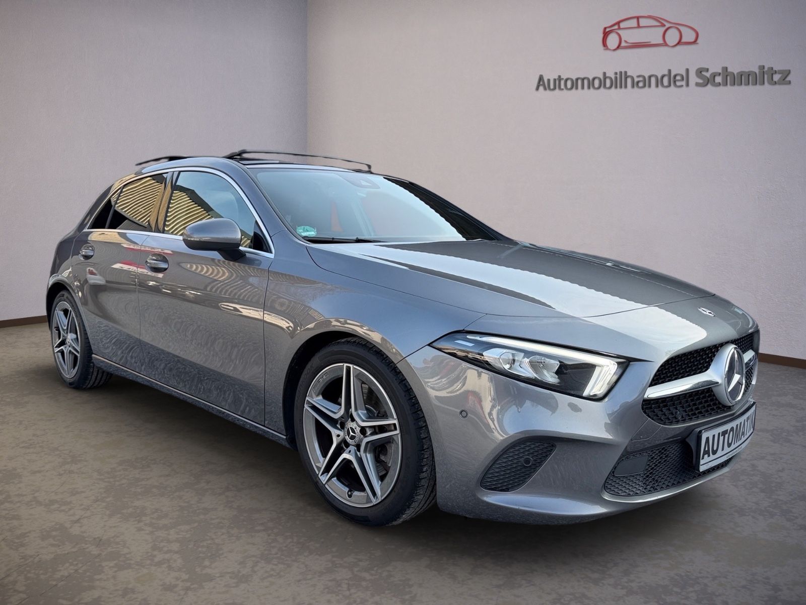 Mercedes-Benz A 250 Pano LED Aut. 8fach Keyless AMG-Line 18 foto 3