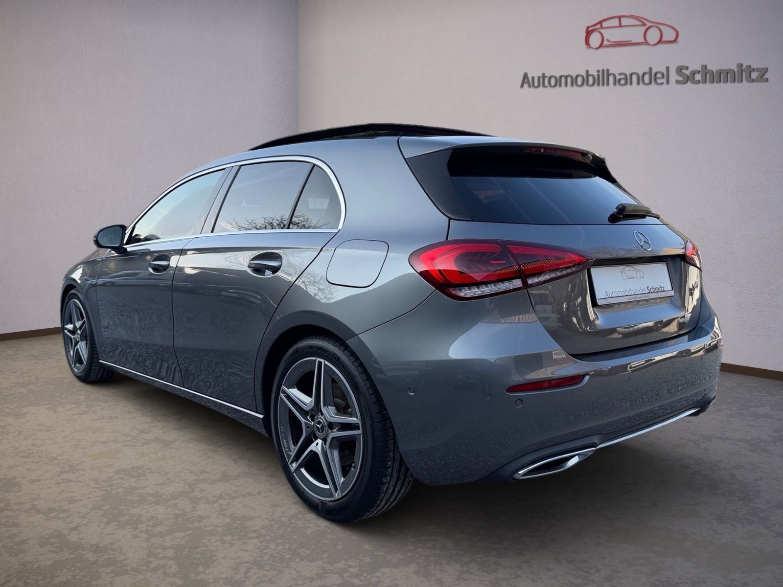 Mercedes-Benz A 250 Pano LED Aut. 8fach Keyless AMG-Line 18 foto 5