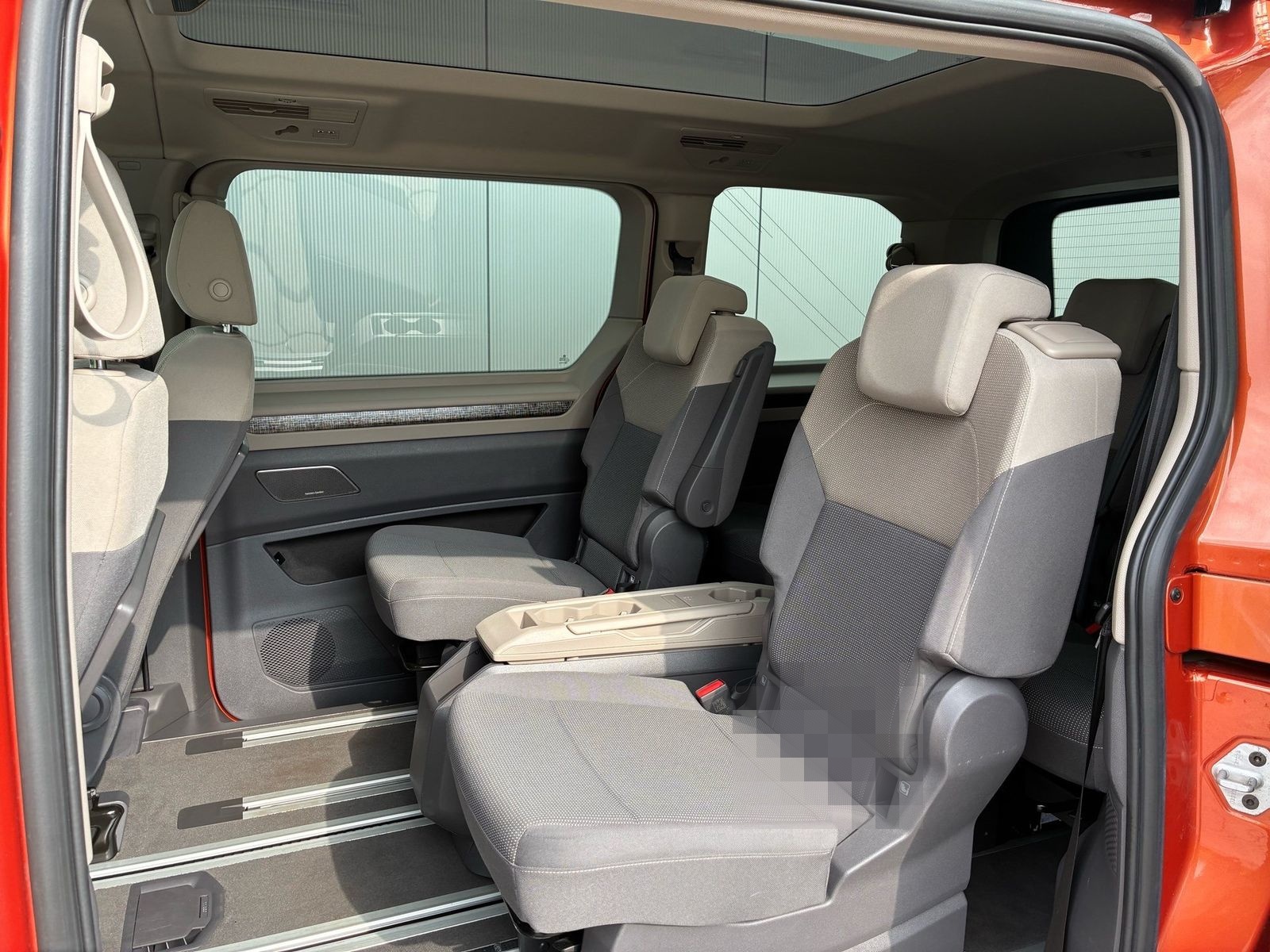 Volkswagen Multivan Energetic eHybrid*Pano*Matrix*AHZV*Fron foto 12
