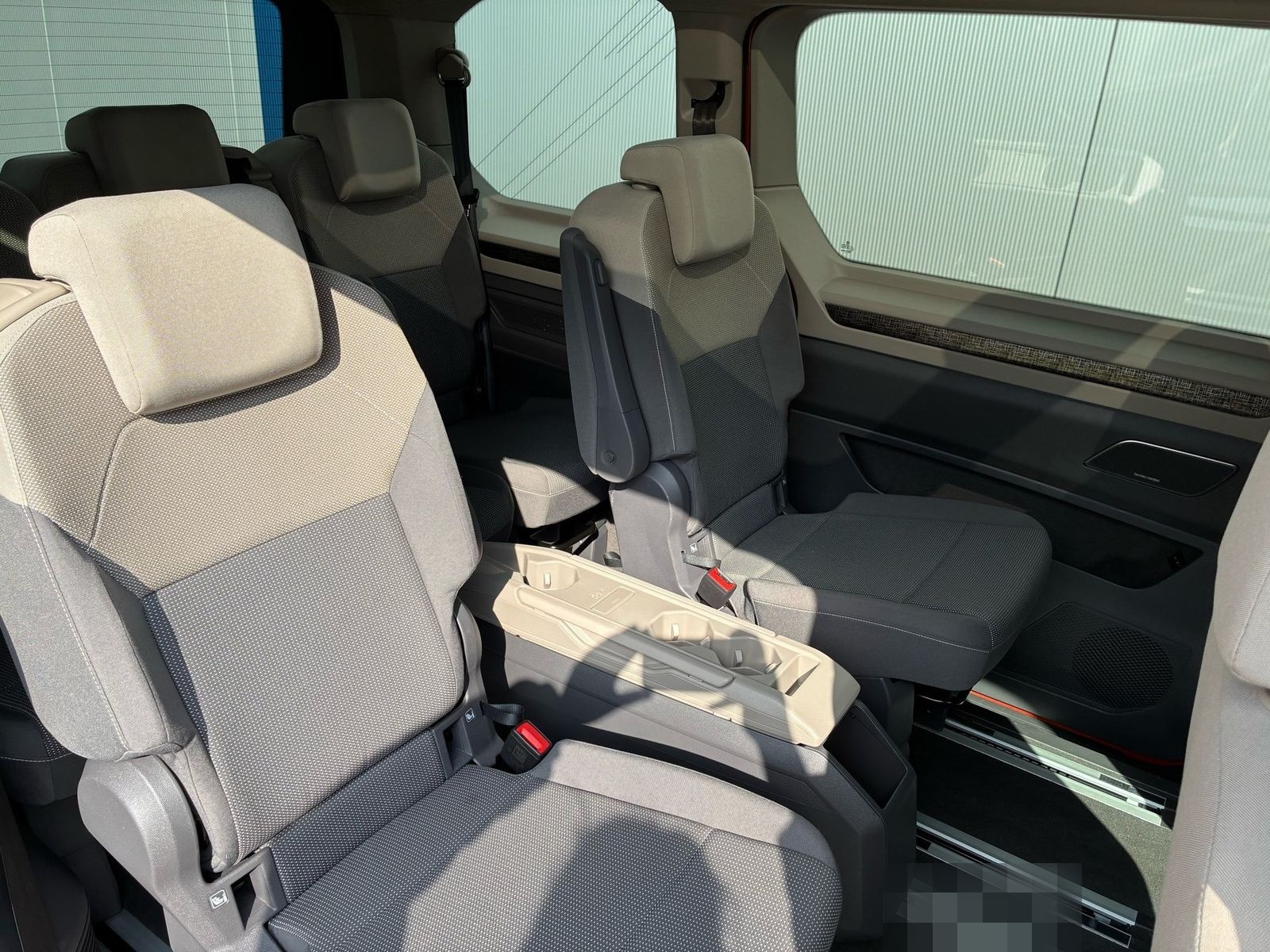Volkswagen Multivan Energetic eHybrid*Pano*Matrix*AHZV*Fron foto 14