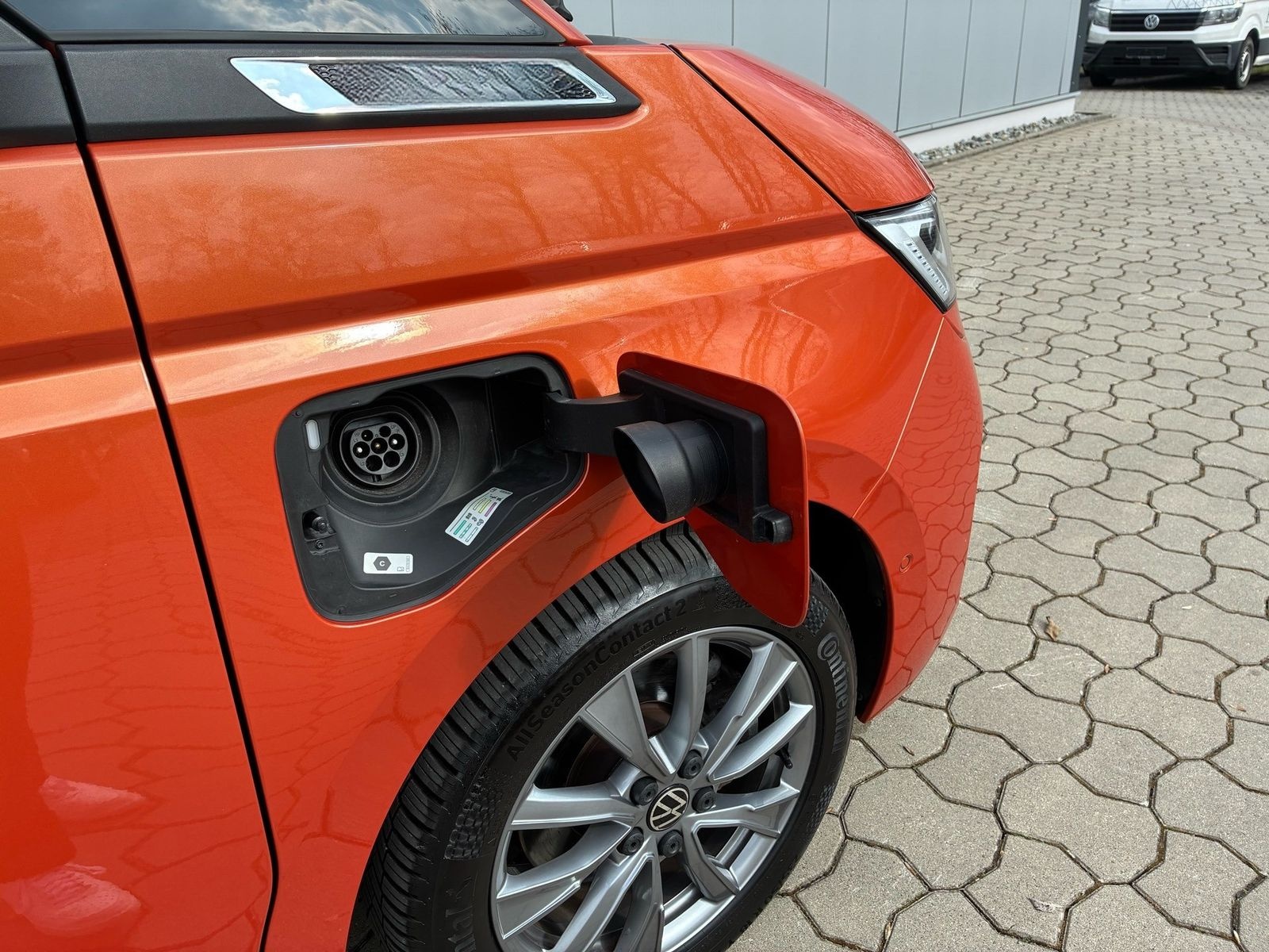 Volkswagen Multivan Energetic eHybrid*Pano*Matrix*AHZV*Fron foto 6