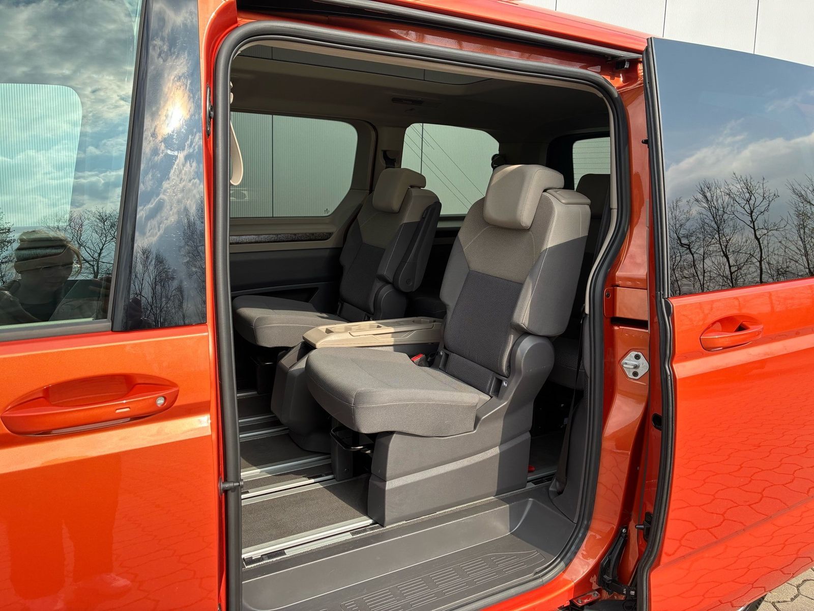 Volkswagen Multivan Energetic eHybrid*Pano*Matrix*AHZV*Fron foto 10