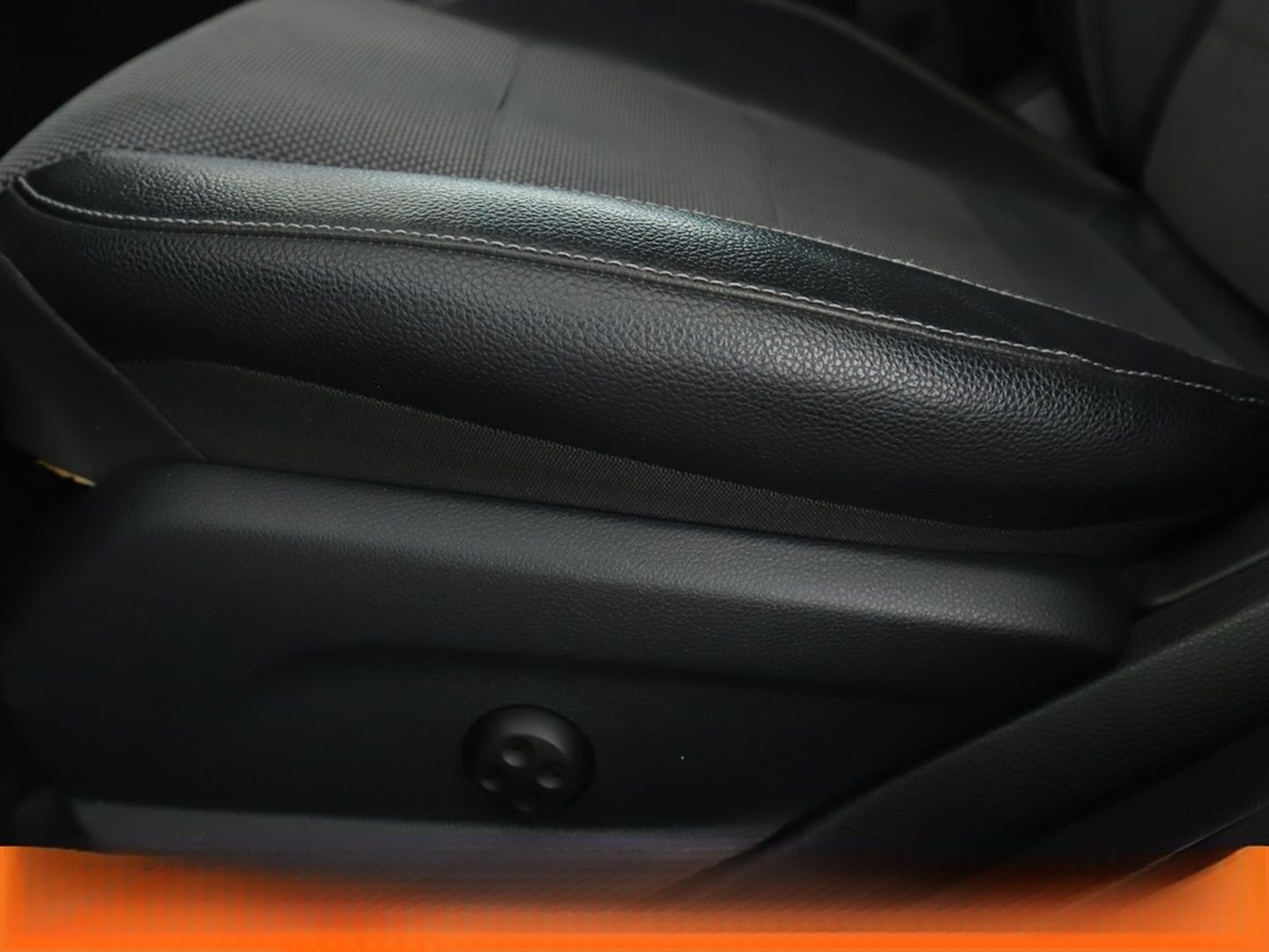 Mercedes-Benz E 200 Avantgarde Aut.*LED*NAVI*TEMPO*CAM*PDC*SHZ foto 28