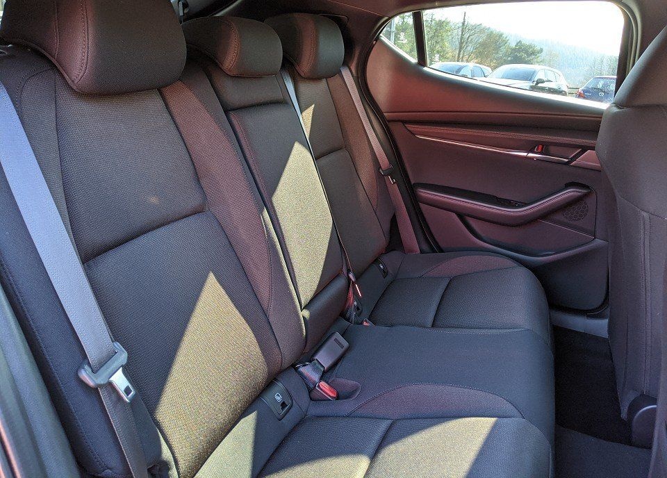 Mazda 3 SKYACTIV-G 2.0 150PS M Hybrid 6GS SELECTION A1 foto 7