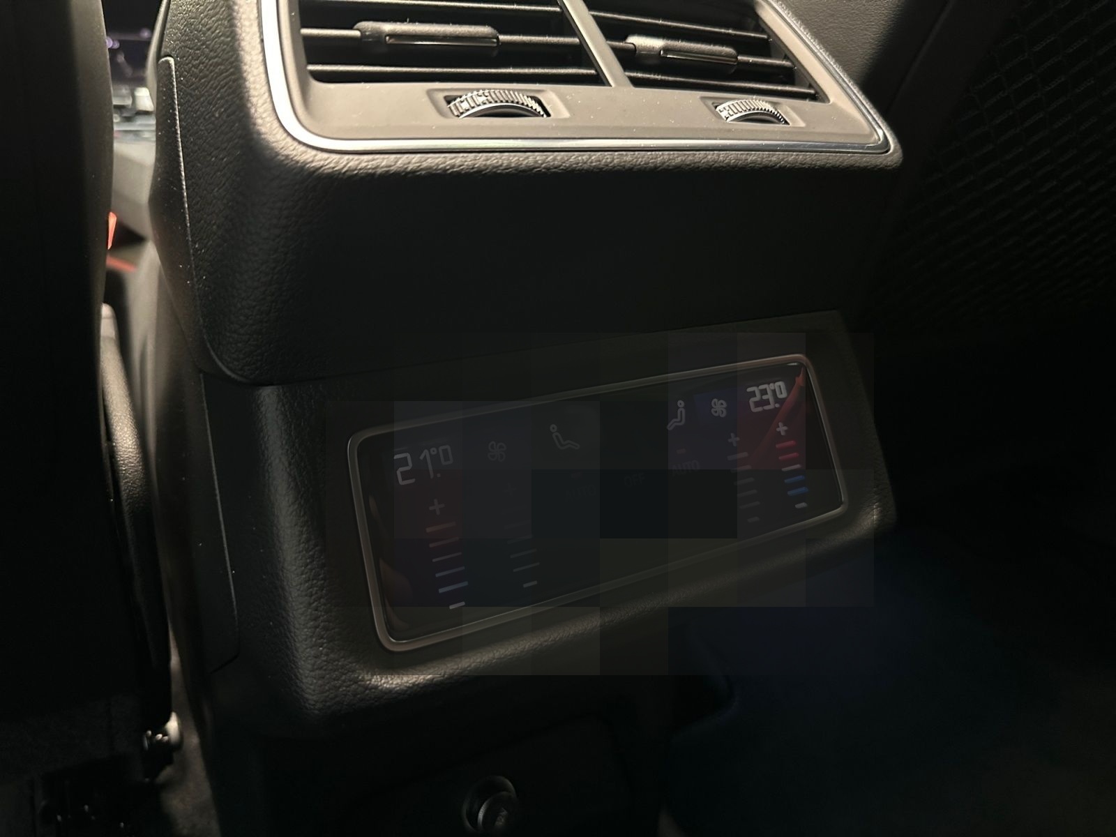 Audi e-tron 55 quattro adv. Sline AHK AIR PAN MTX B&O foto 25