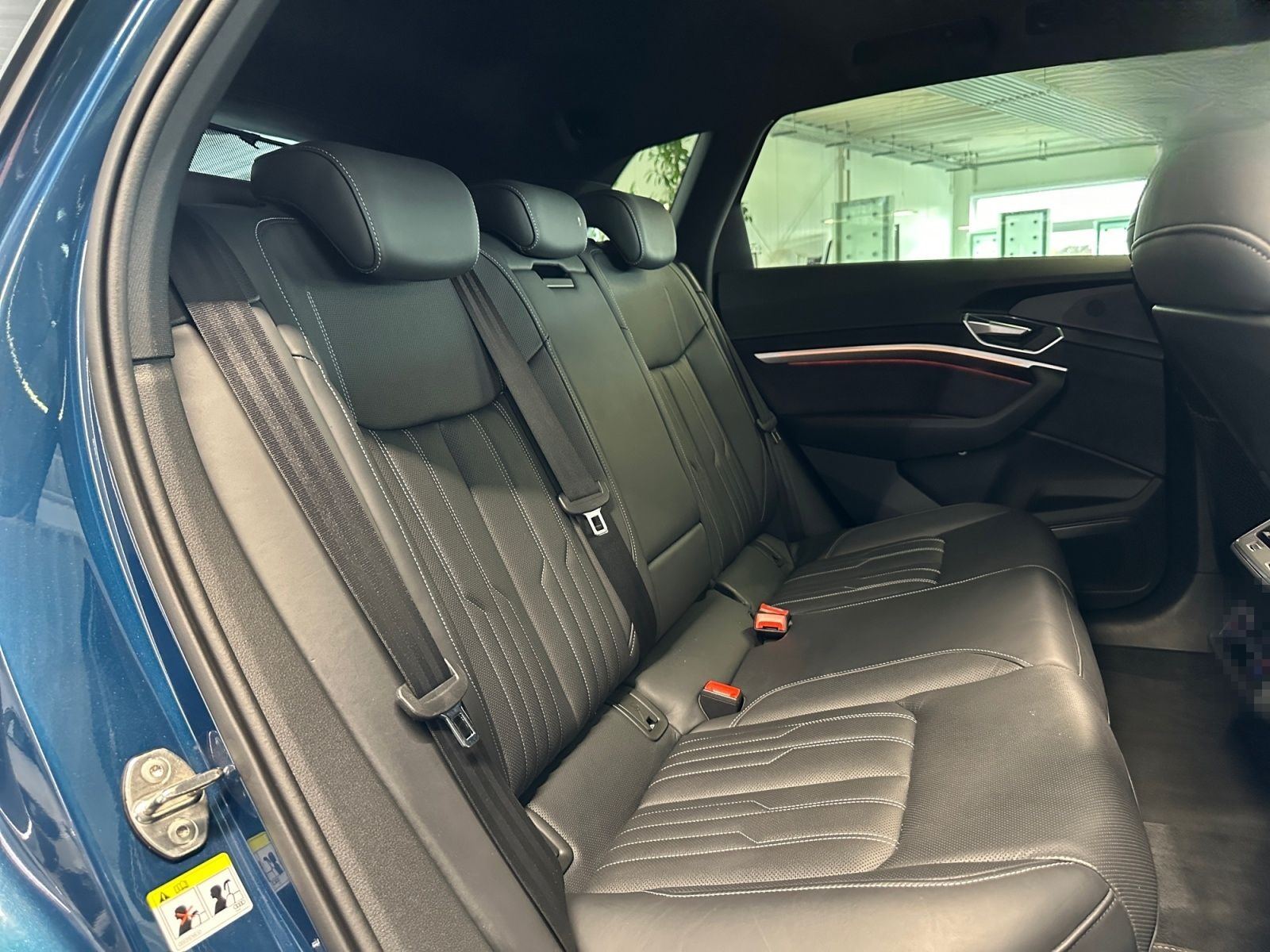 Audi e-tron 55 quattro adv. Sline AHK AIR PAN MTX B&O foto 10