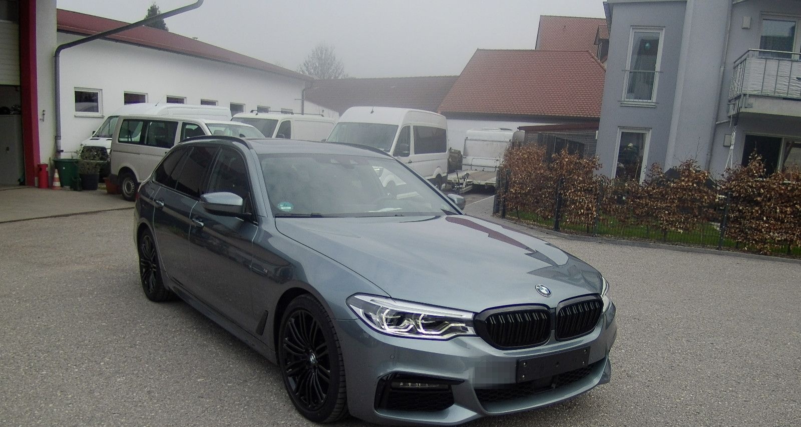 BMW 540 5 Touring 540 d xDrive M Sport foto 4