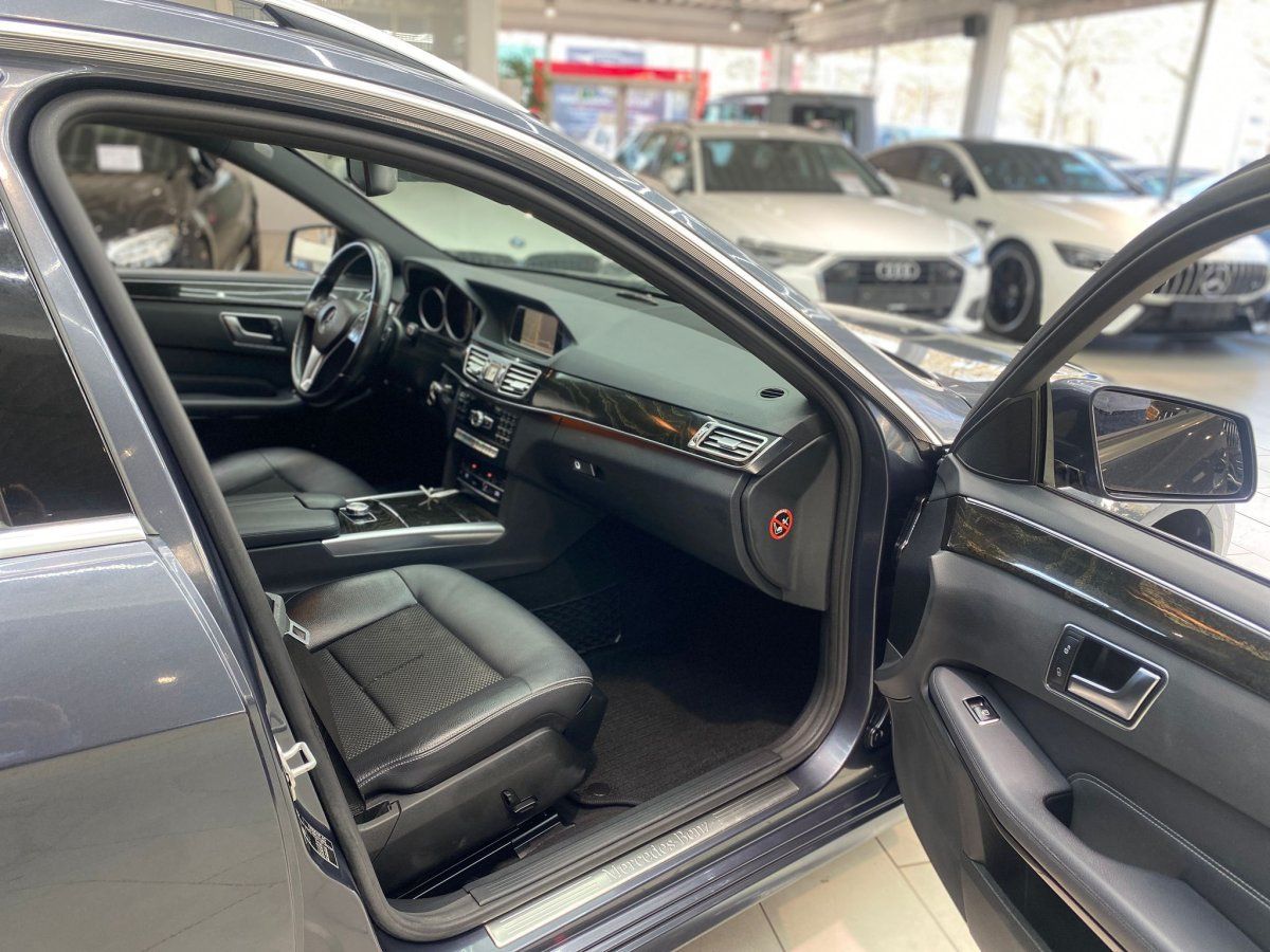 Mercedes-Benz E 220 CDI Avantgarde BlueTEC Navi Tempo Teillede foto 13