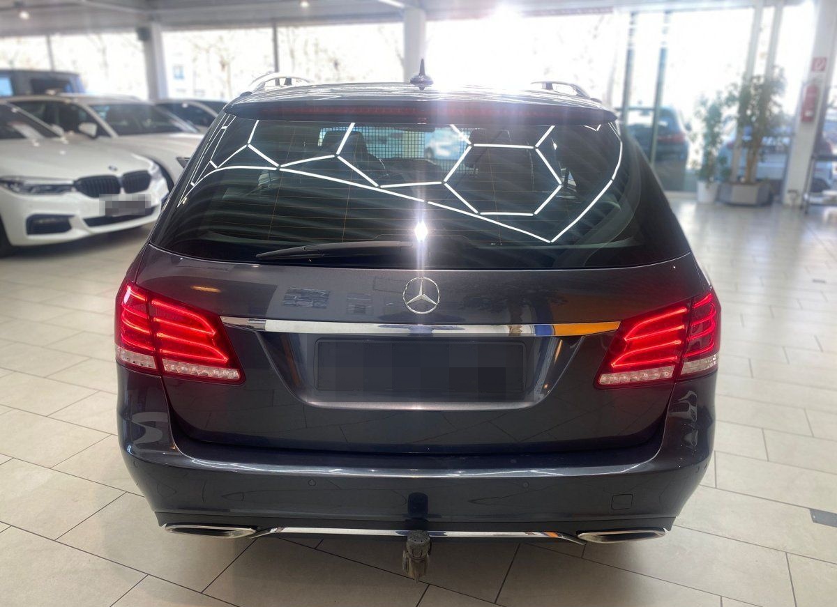 Mercedes-Benz E 220 CDI Avantgarde BlueTEC Navi Tempo Teillede foto 6