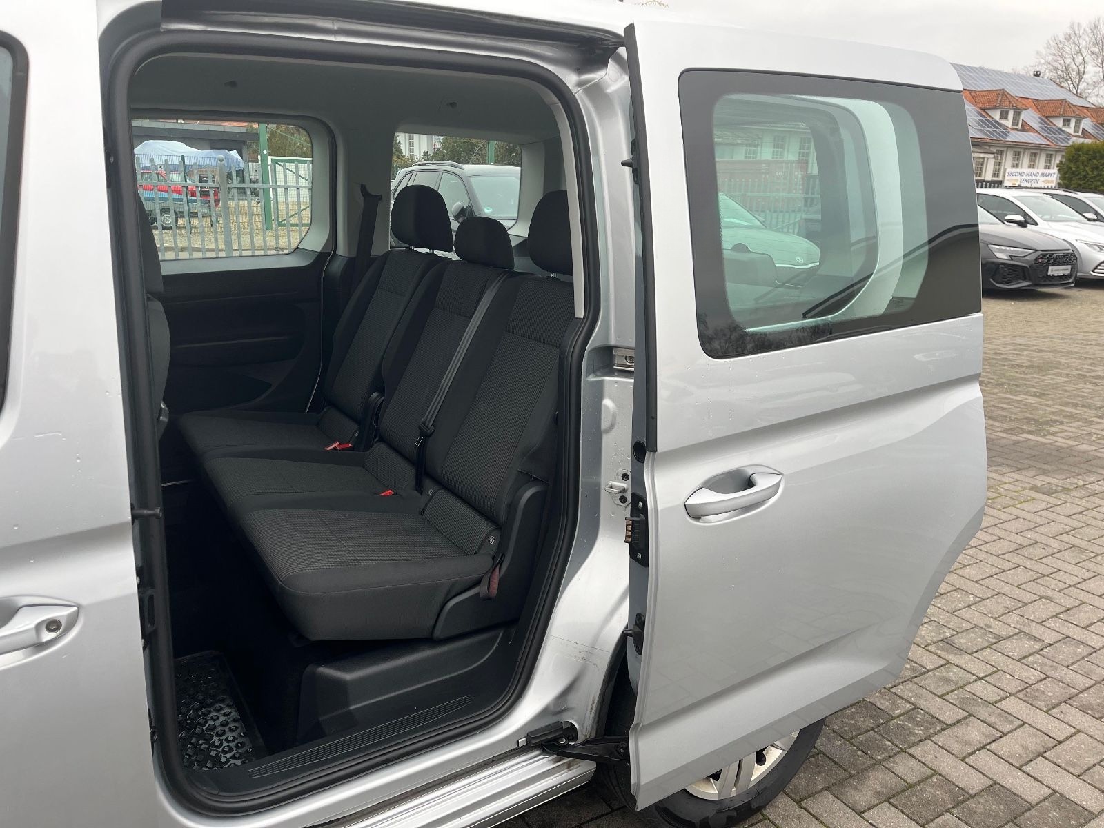 Volkswagen Caddy 2.0 TDI 5-SITZ*NAV*SHZ*ACC*PDC*KLIMA foto 22