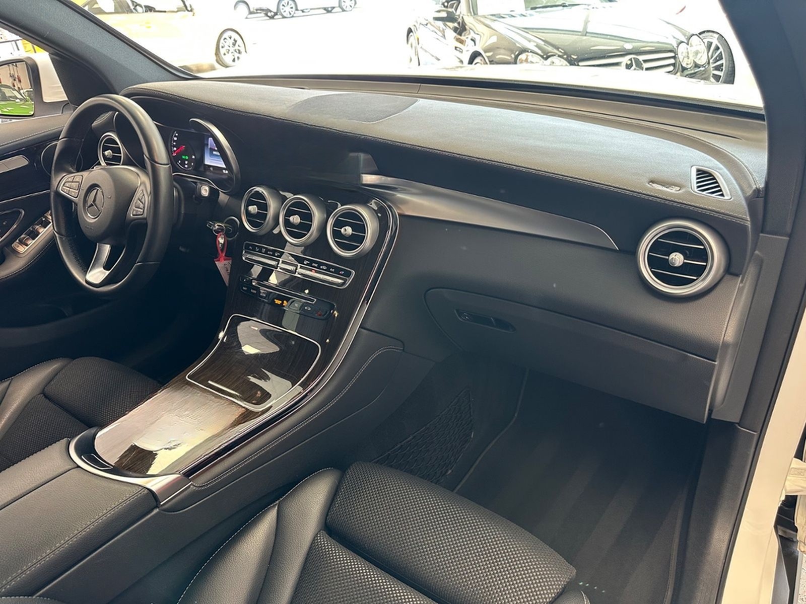 Mercedes-Benz GLC 220d Exclusive 4Matic|AHK|HUD|LED|+Service+ foto 23