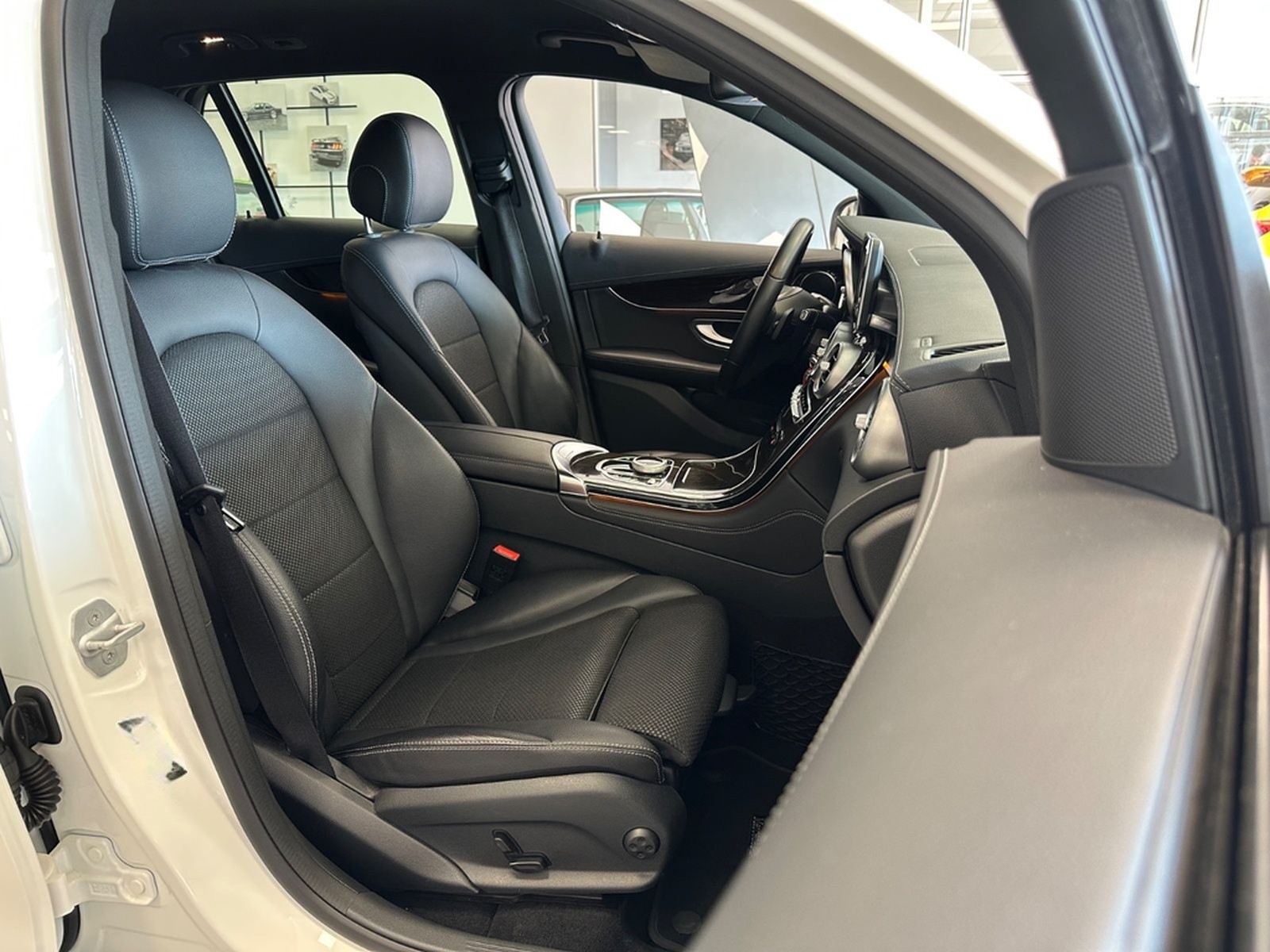 Mercedes-Benz GLC 220d Exclusive 4Matic|AHK|HUD|LED|+Service+ foto 24