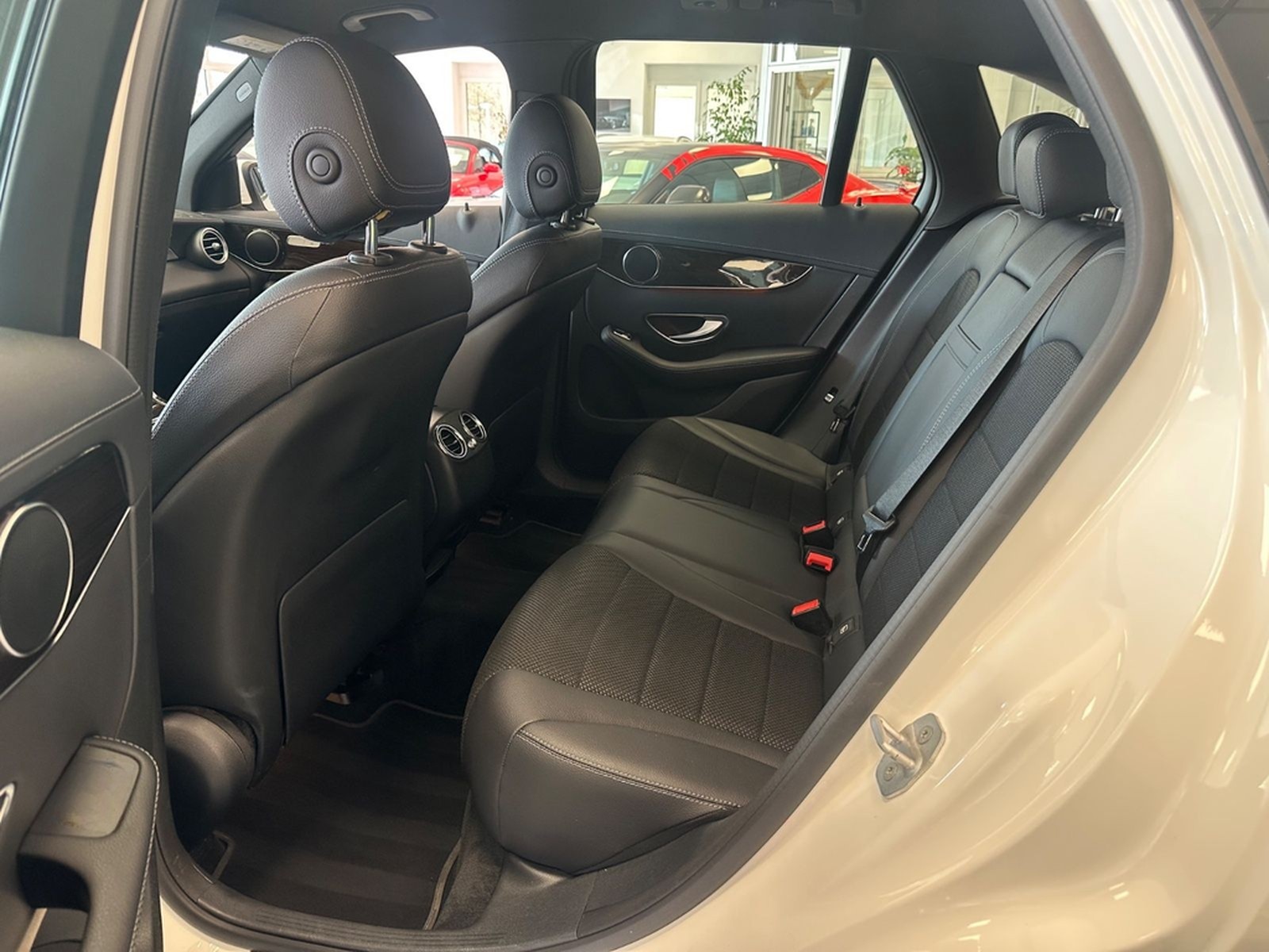 Mercedes-Benz GLC 220d Exclusive 4Matic|AHK|HUD|LED|+Service+ foto 28