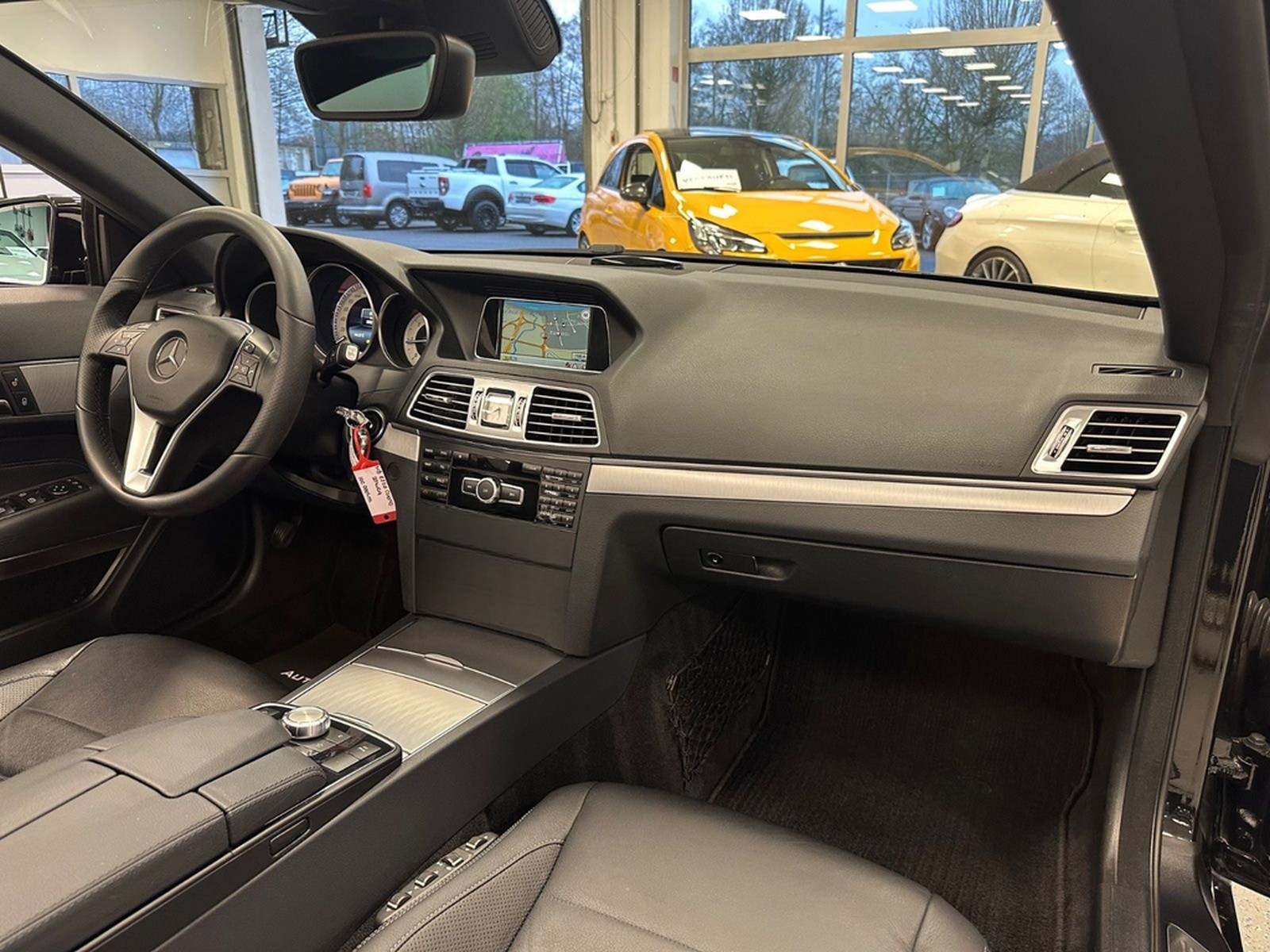 Mercedes-Benz E 220 CDI Cabrio|Sport|Aircap|Airscarf|ILS|MwSt foto 21