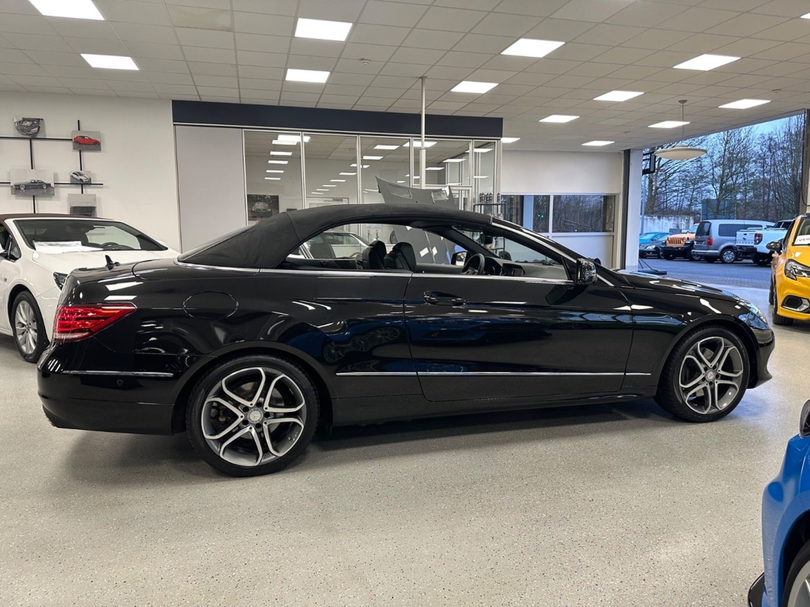 Mercedes-Benz E 220 CDI Cabrio|Sport|Aircap|Airscarf|ILS|MwSt foto 28