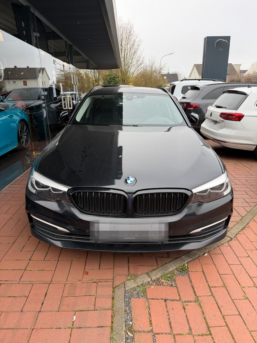 BMW 530 5 Touring 530 d xDrive foto 3